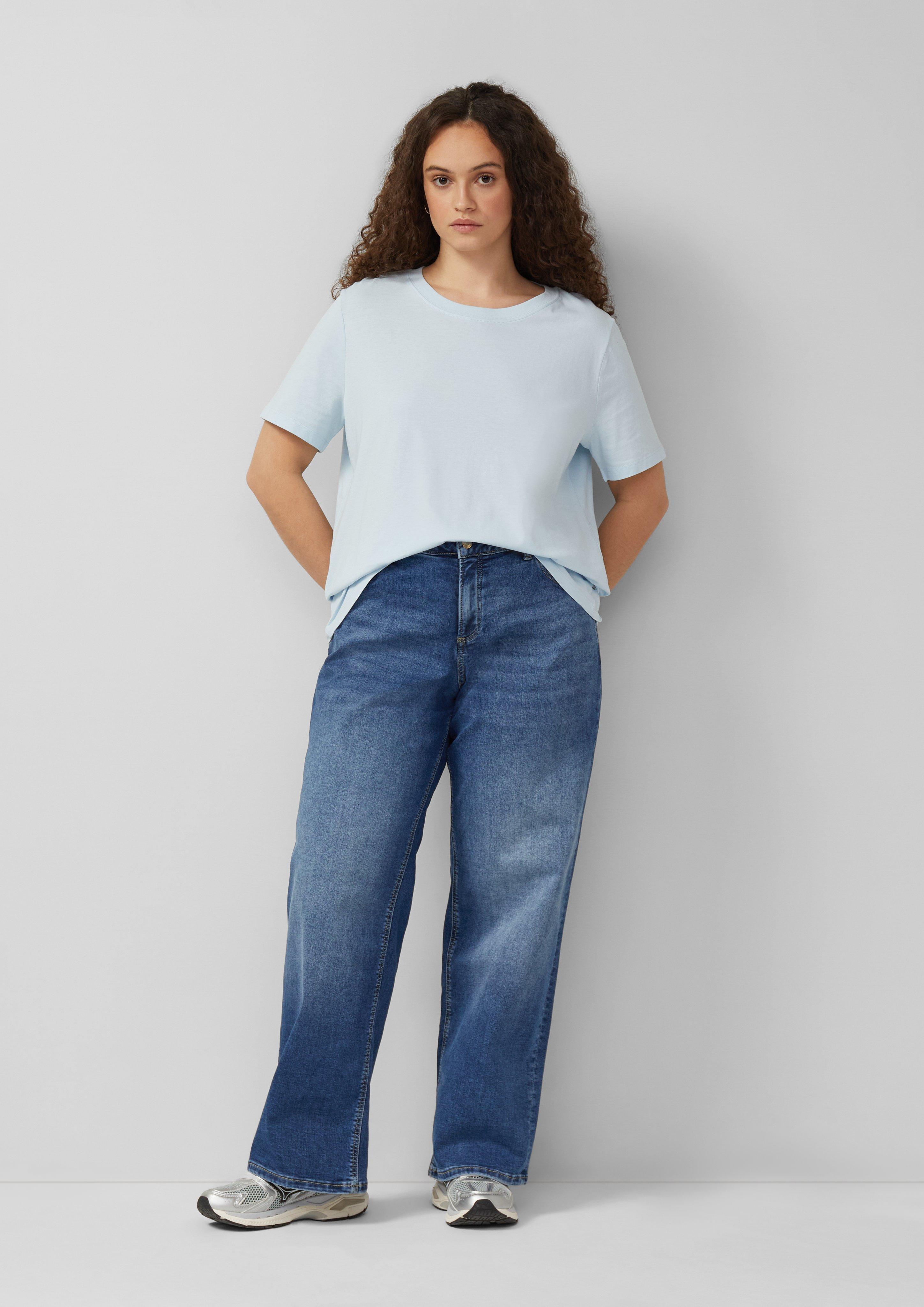 T-Shirt in 5104, 4143, 0300 & 9999