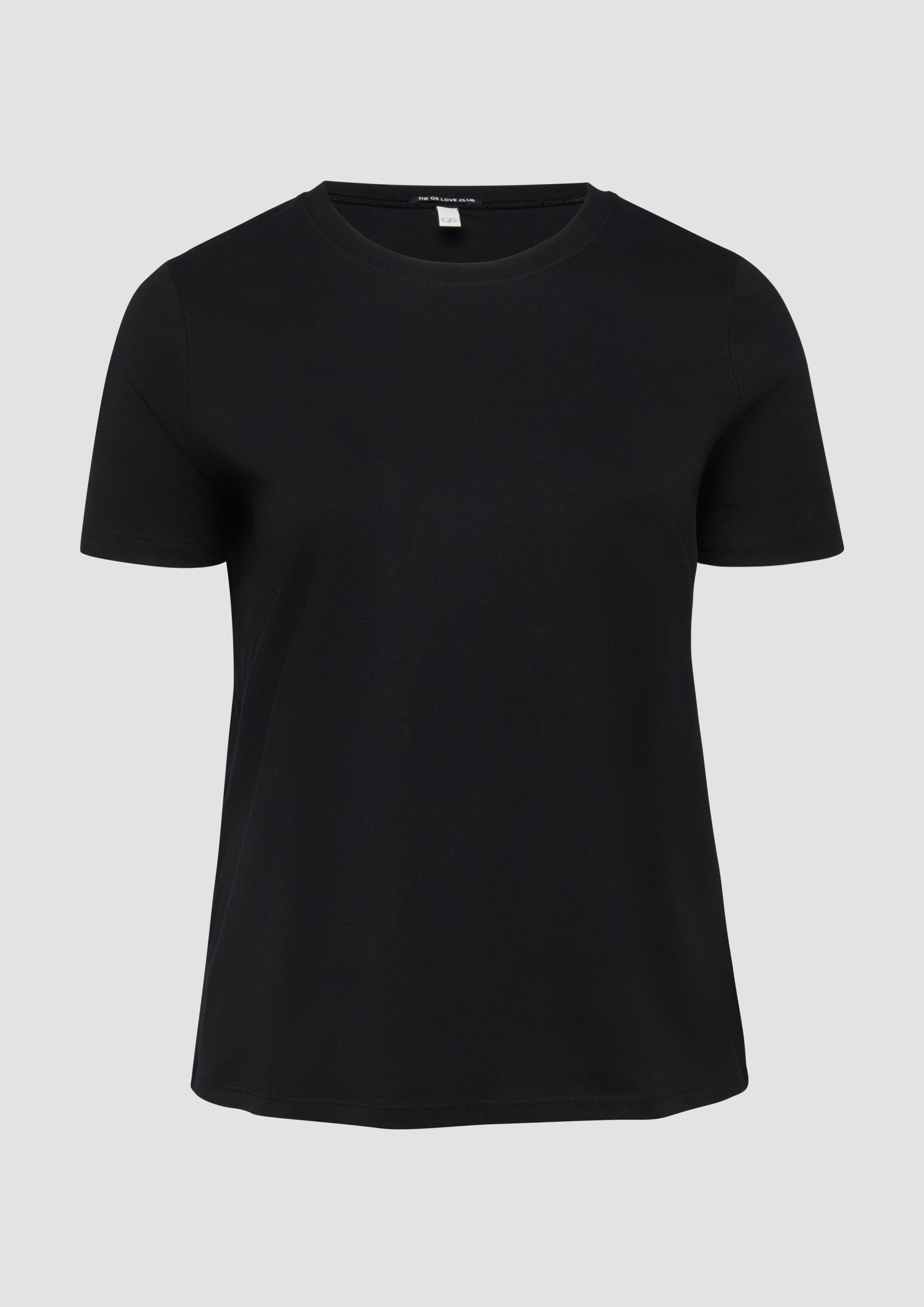 T-Shirt in 9999, 4143, 0300 & 5104