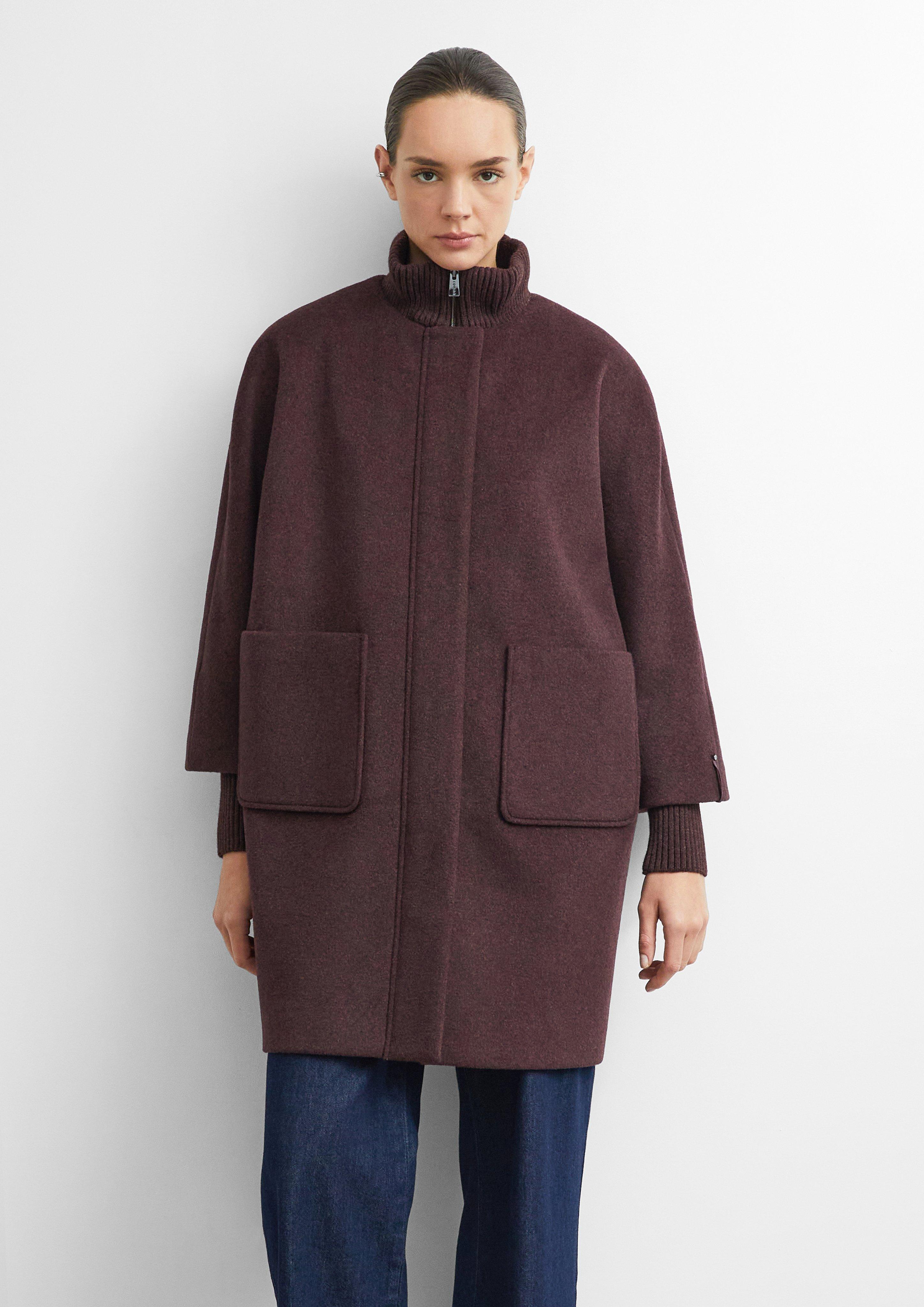Wool-blend cape coat with ribbed details in bordeaux by COMMA