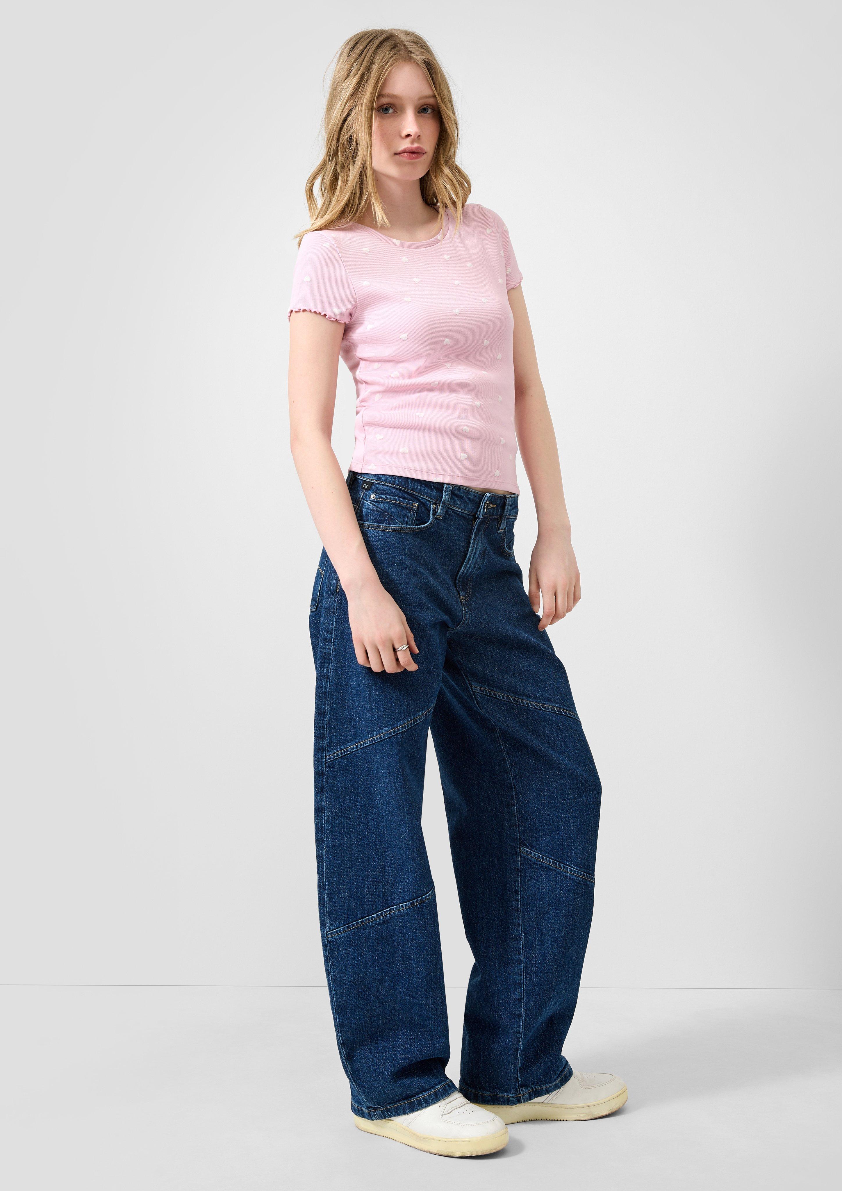 T-Shirt in 41A0 & 02A0