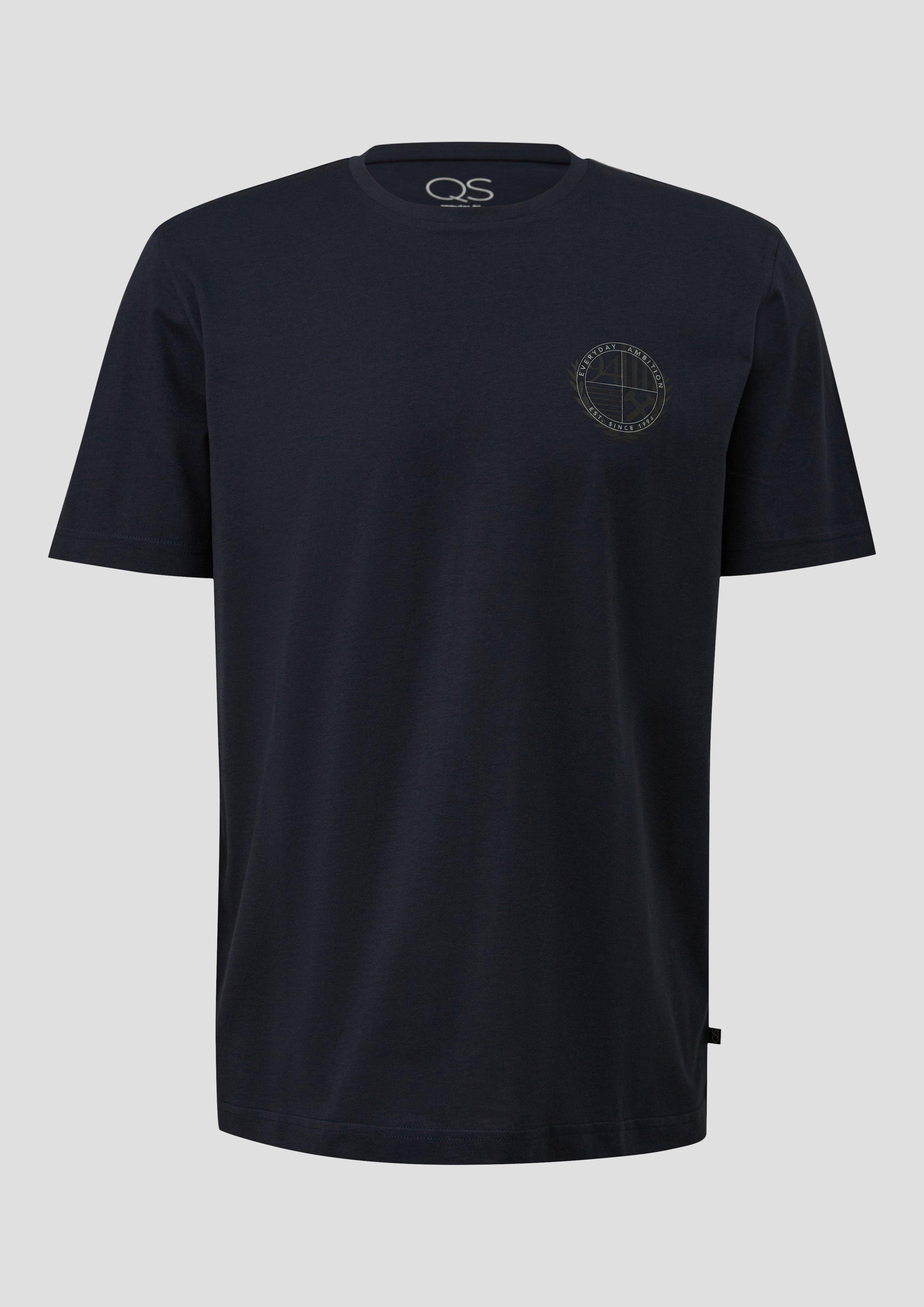 Product sibling navy