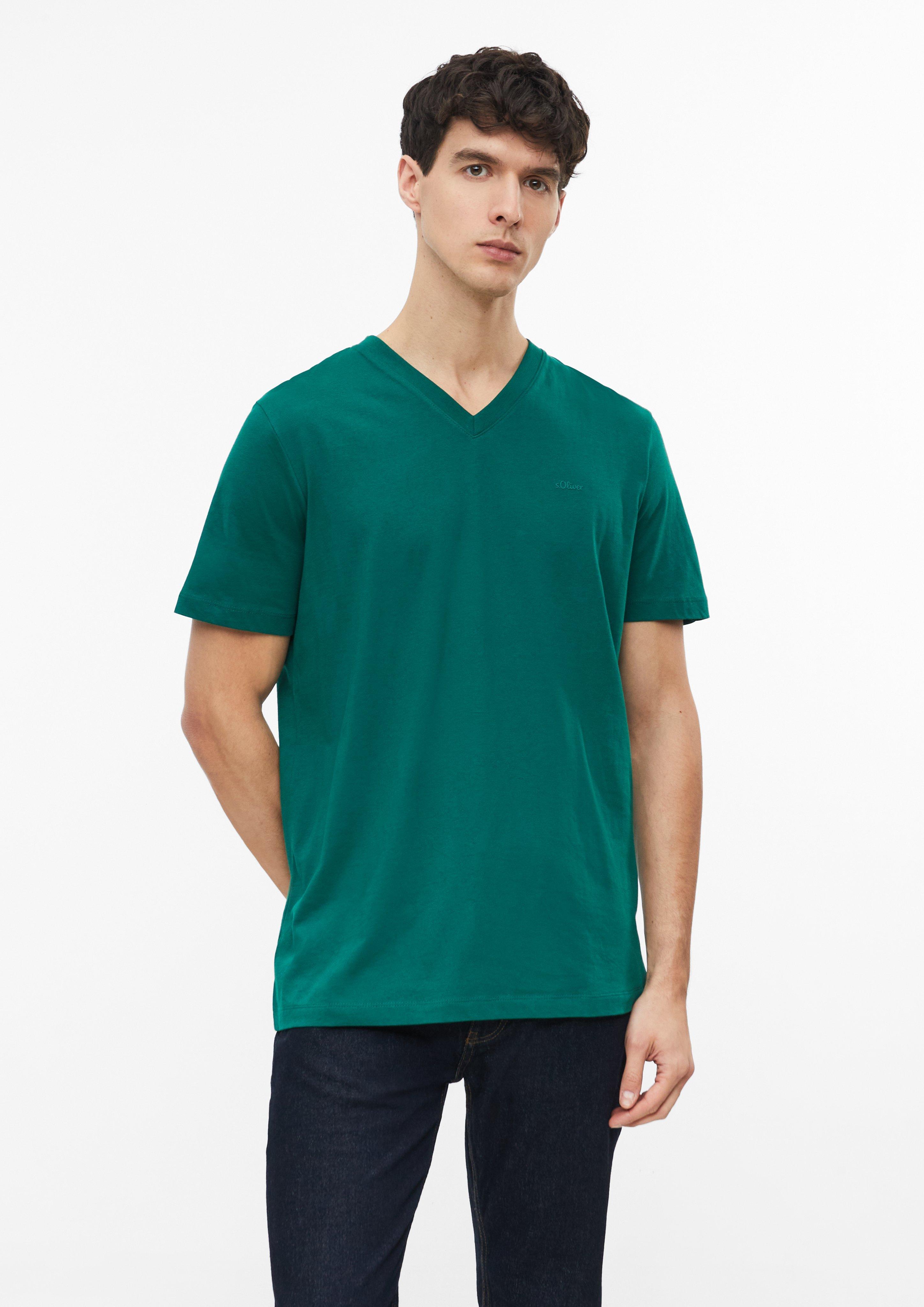 Baumwoll-T-Shirt mit V-Neck und Logo-Print in Farbe smaragd von s.Oliver