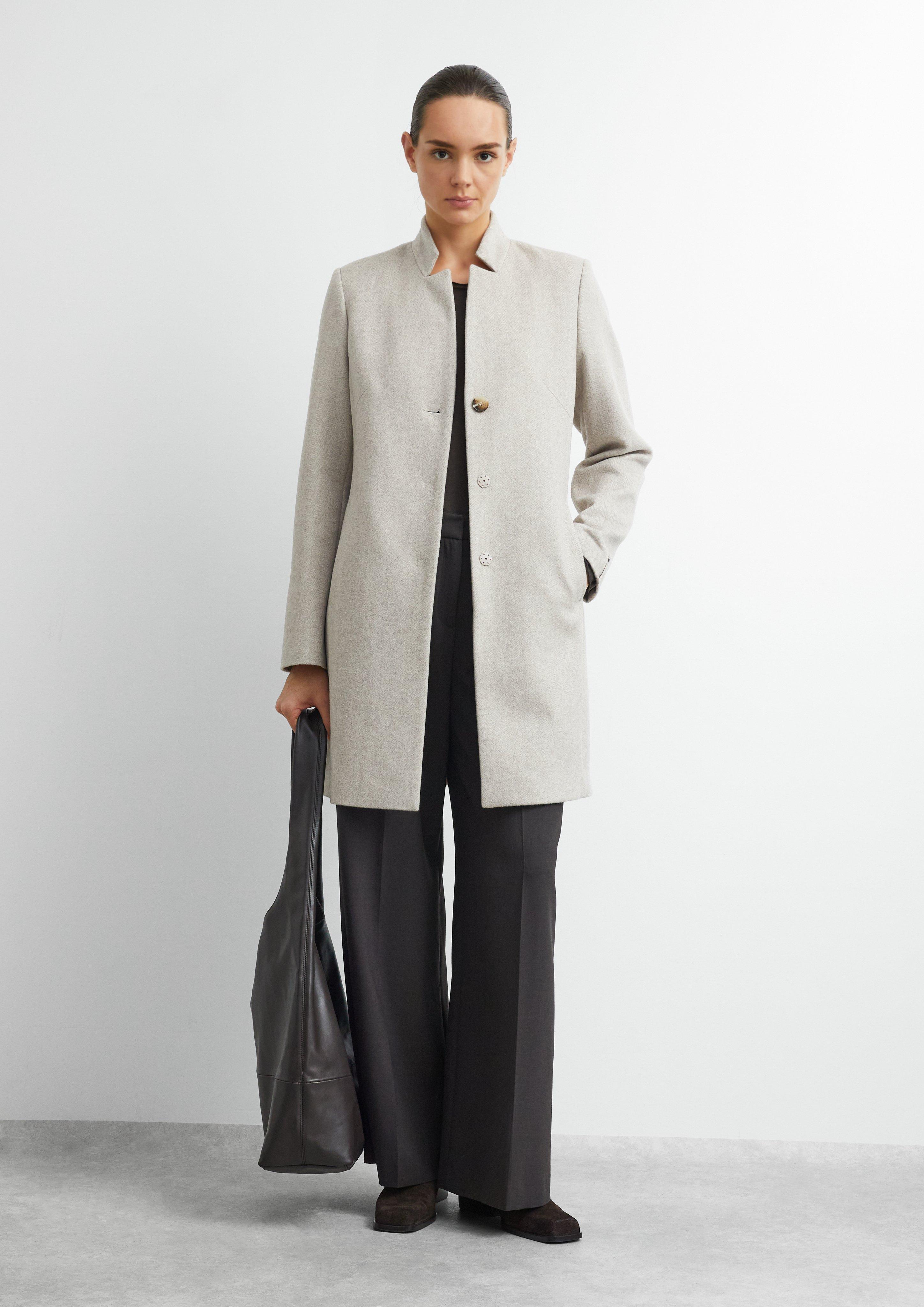 Taillierter Blazer-Mantel mit dezentem Herringbone-Muster in beige von COMMA