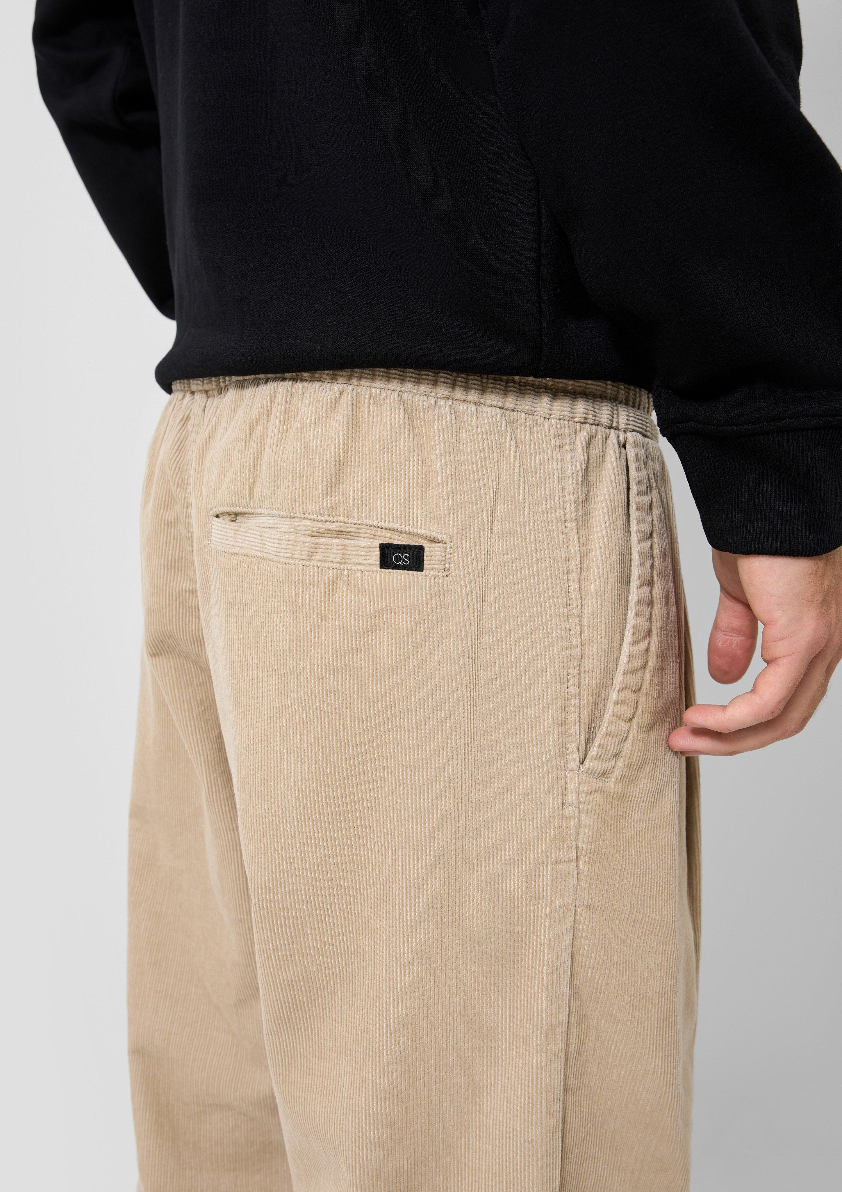 Hommes Pantalon de jogging en velours côtelé en beige de QS