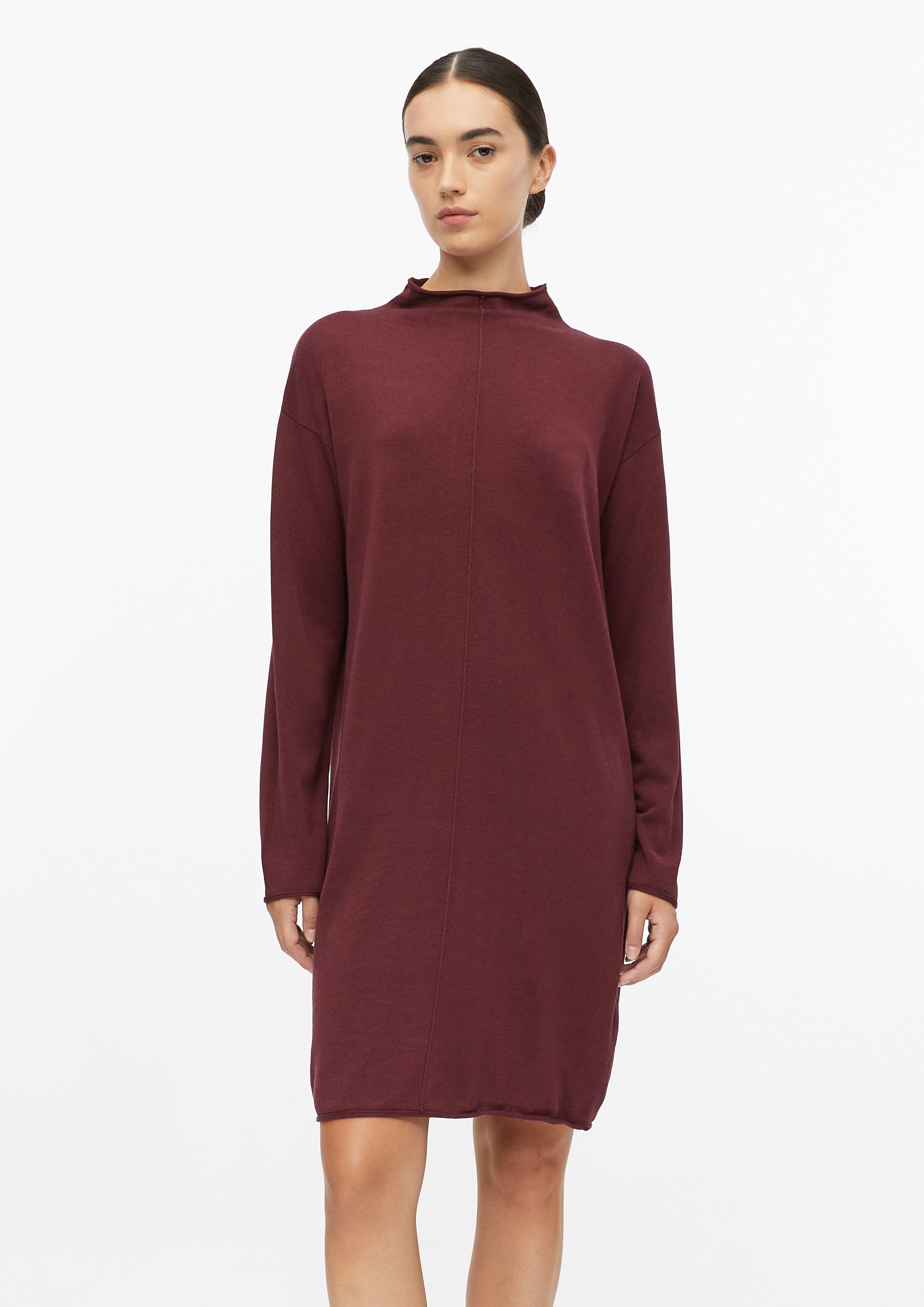 Robe en maille fine en mélange de viscose avec ourlet roulé en bordeaux de s.Oliver