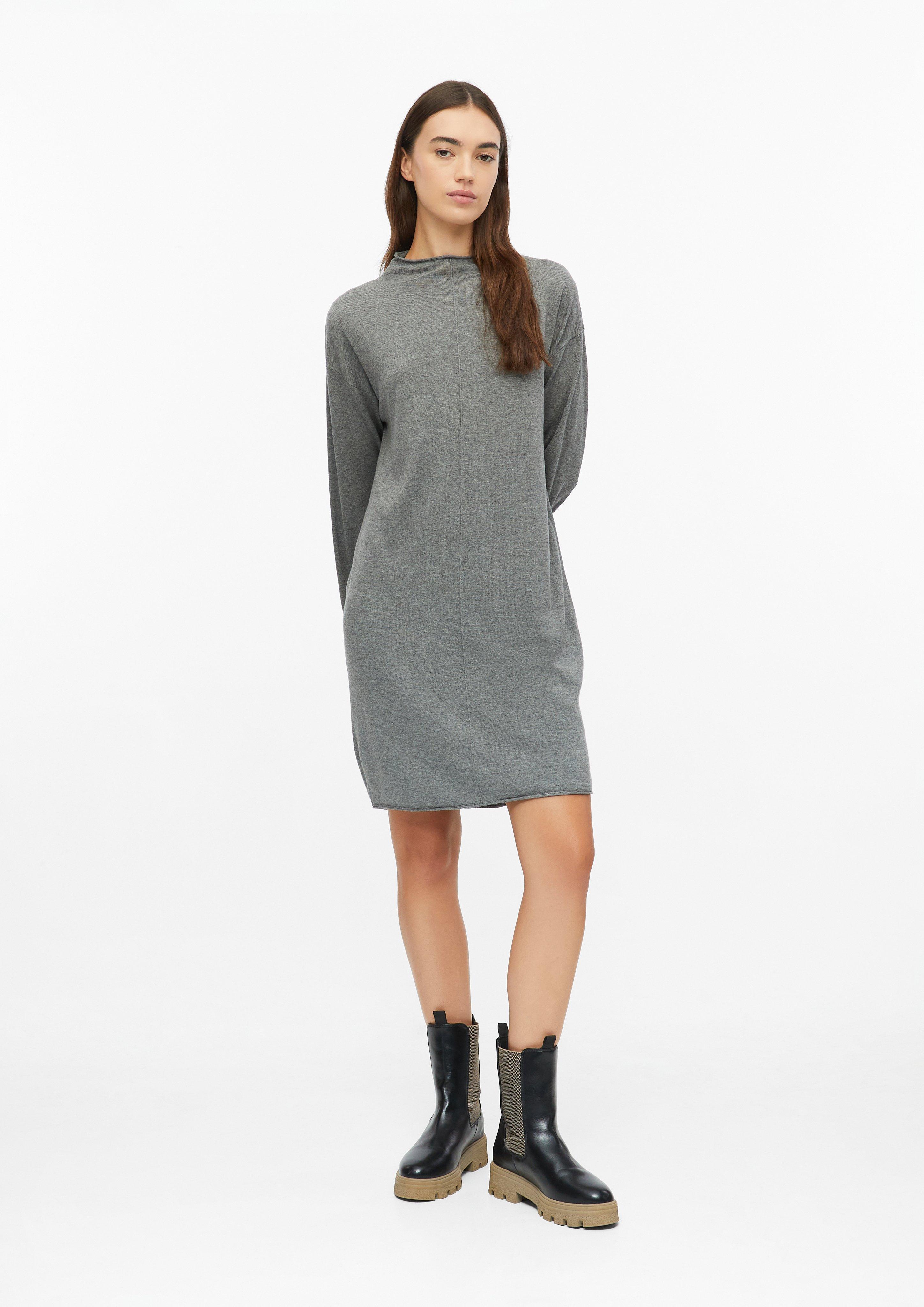 Feinstrick-Kleid aus Viskosemix mit Rollsaum in Farbe dunkelgrau von s.Oliver