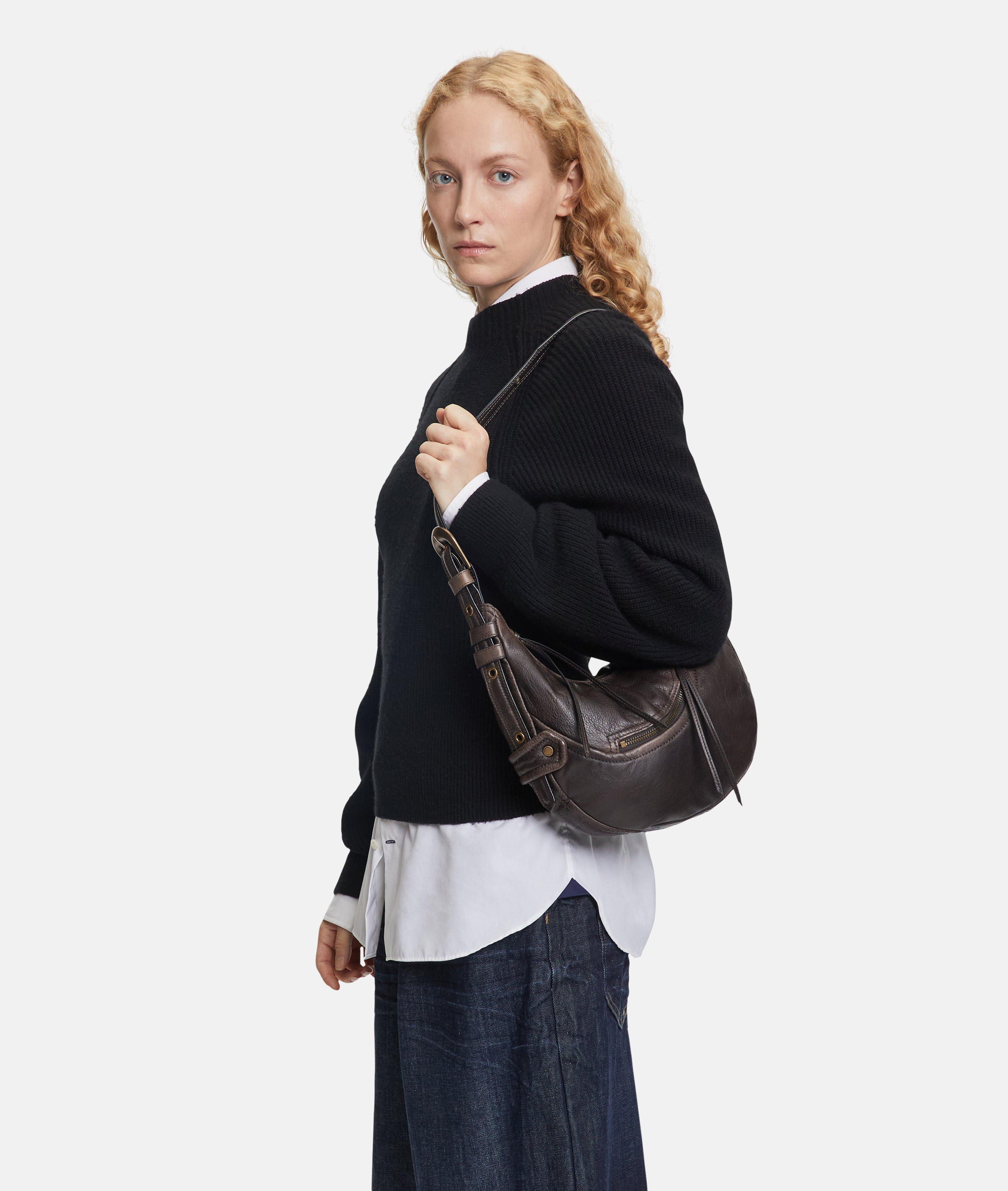 Hobo in brown & blue