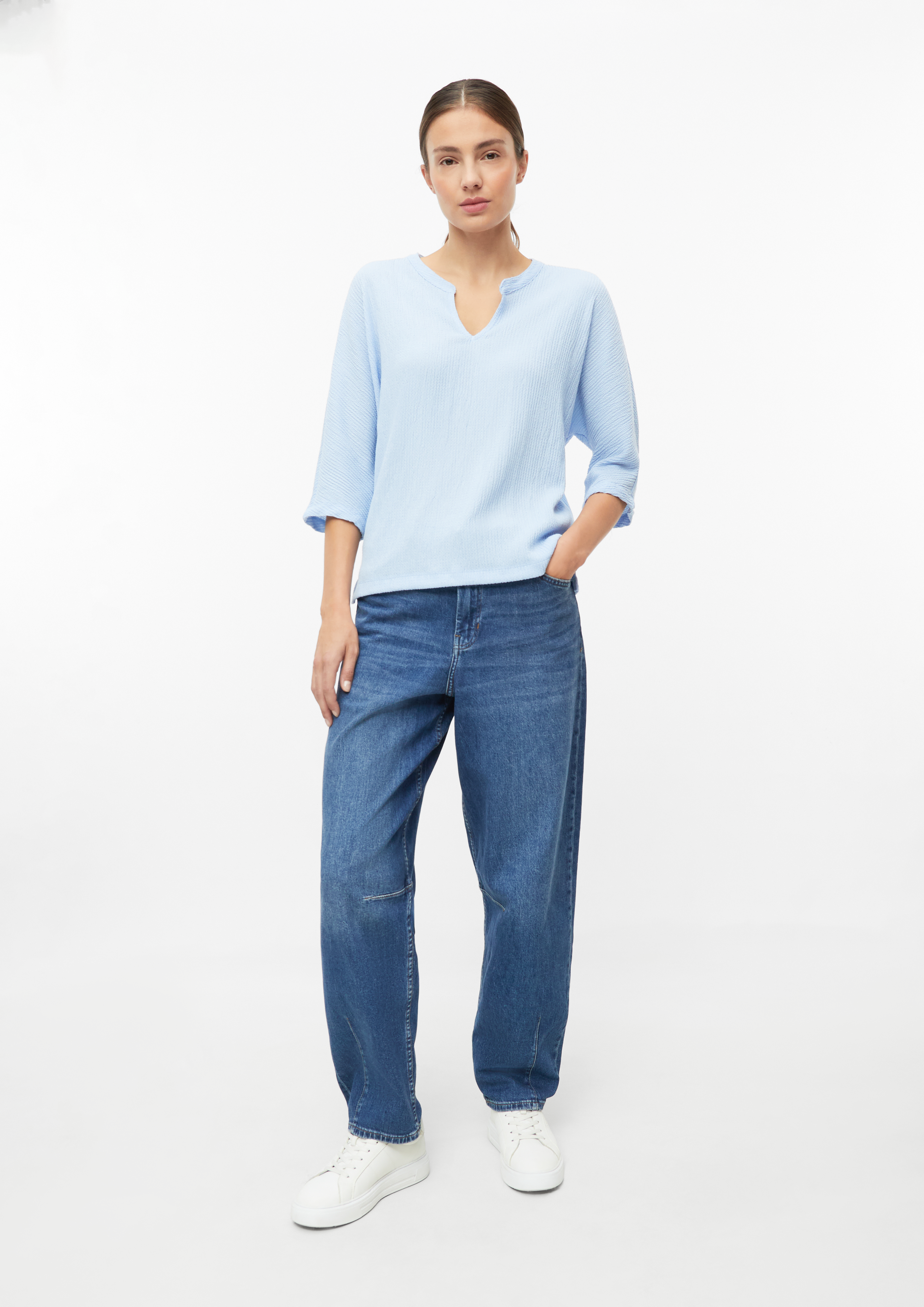 Dames T-shirt van gestructureerde jersey met vleermuismouwen in blauw van s.Oliver