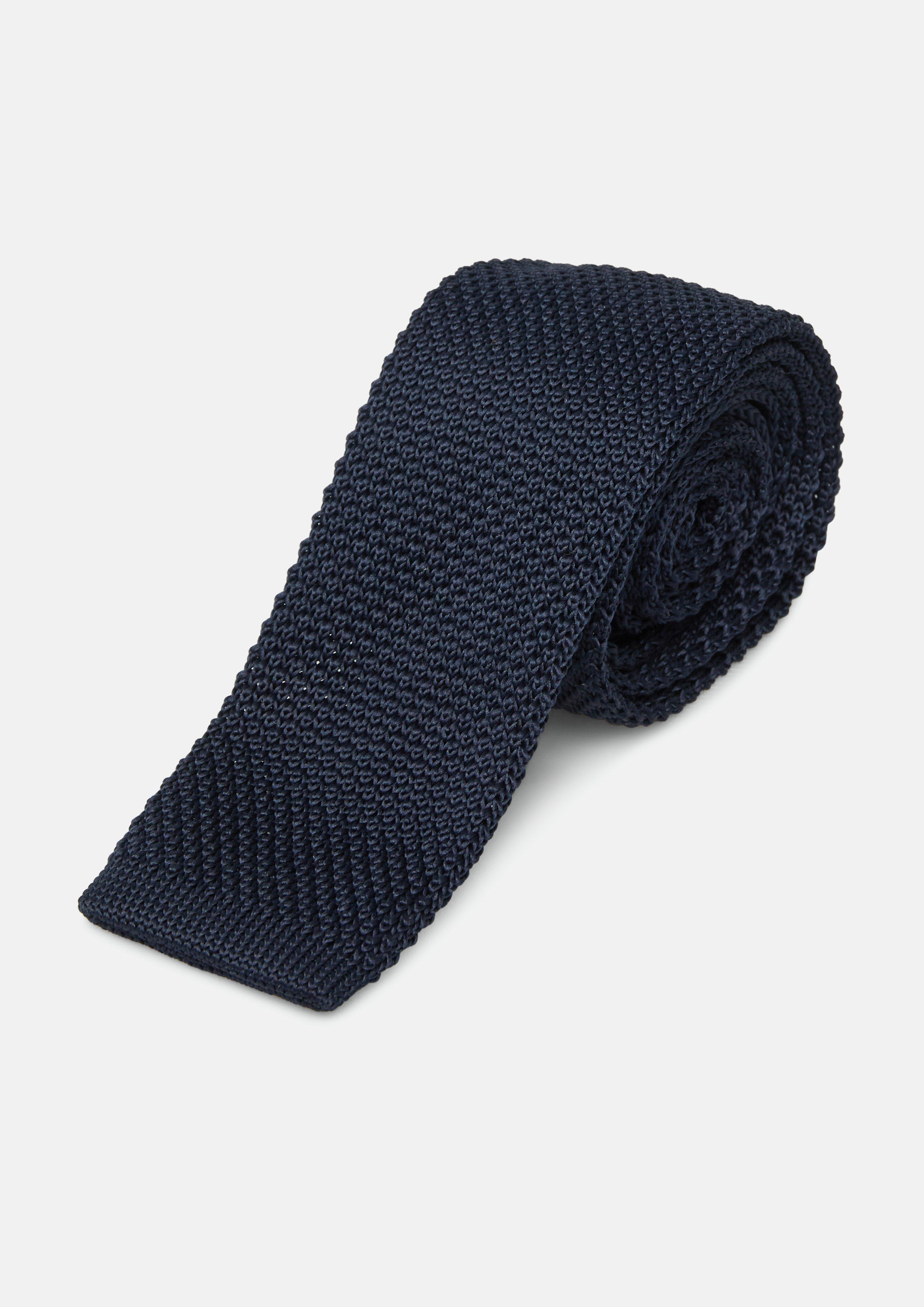 Product sibling navy