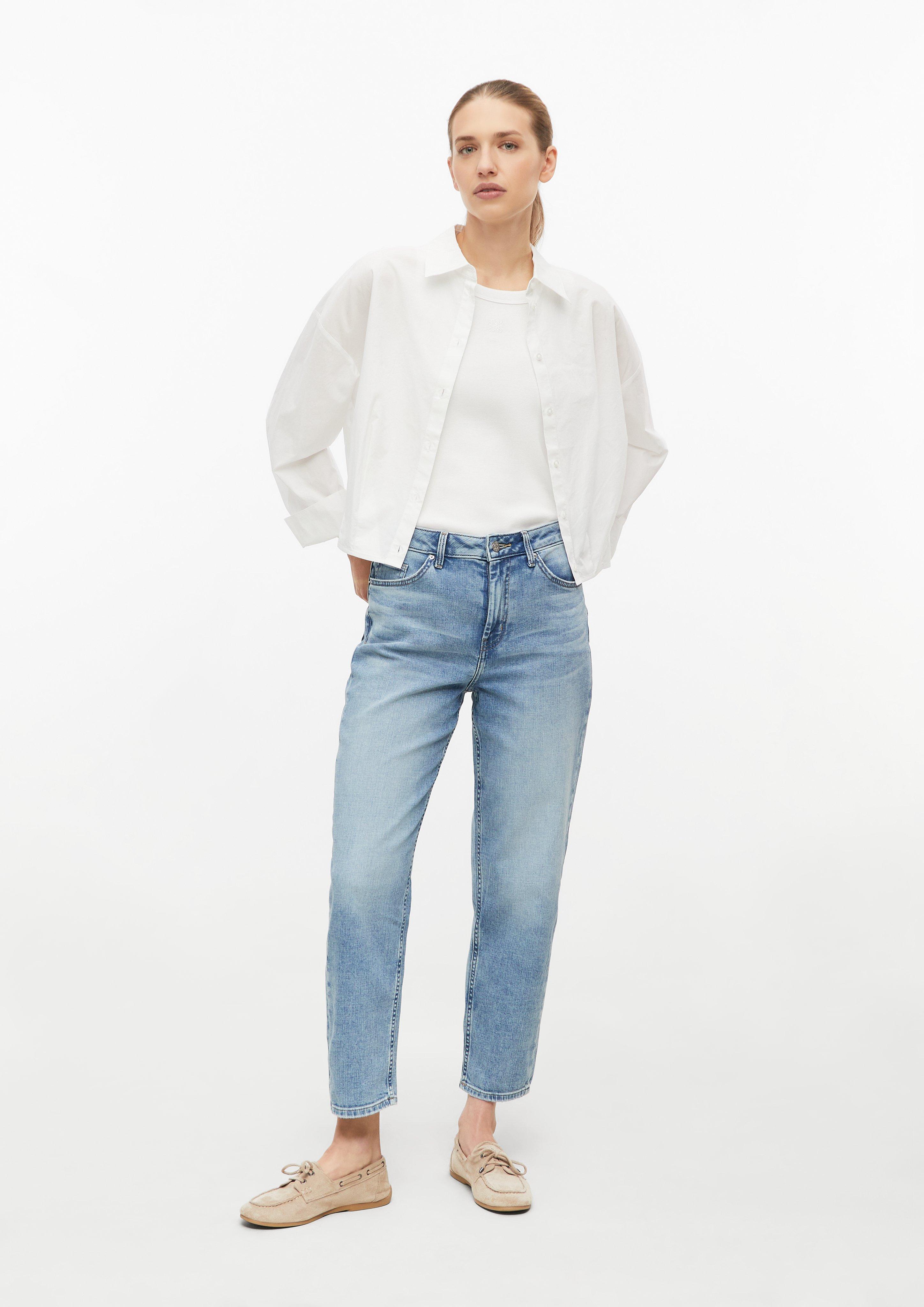 Dames Ankle-jeans Mom / Regular Fit / Hoge taille / Taps toelopende pijpen in blauw van s.Oliver