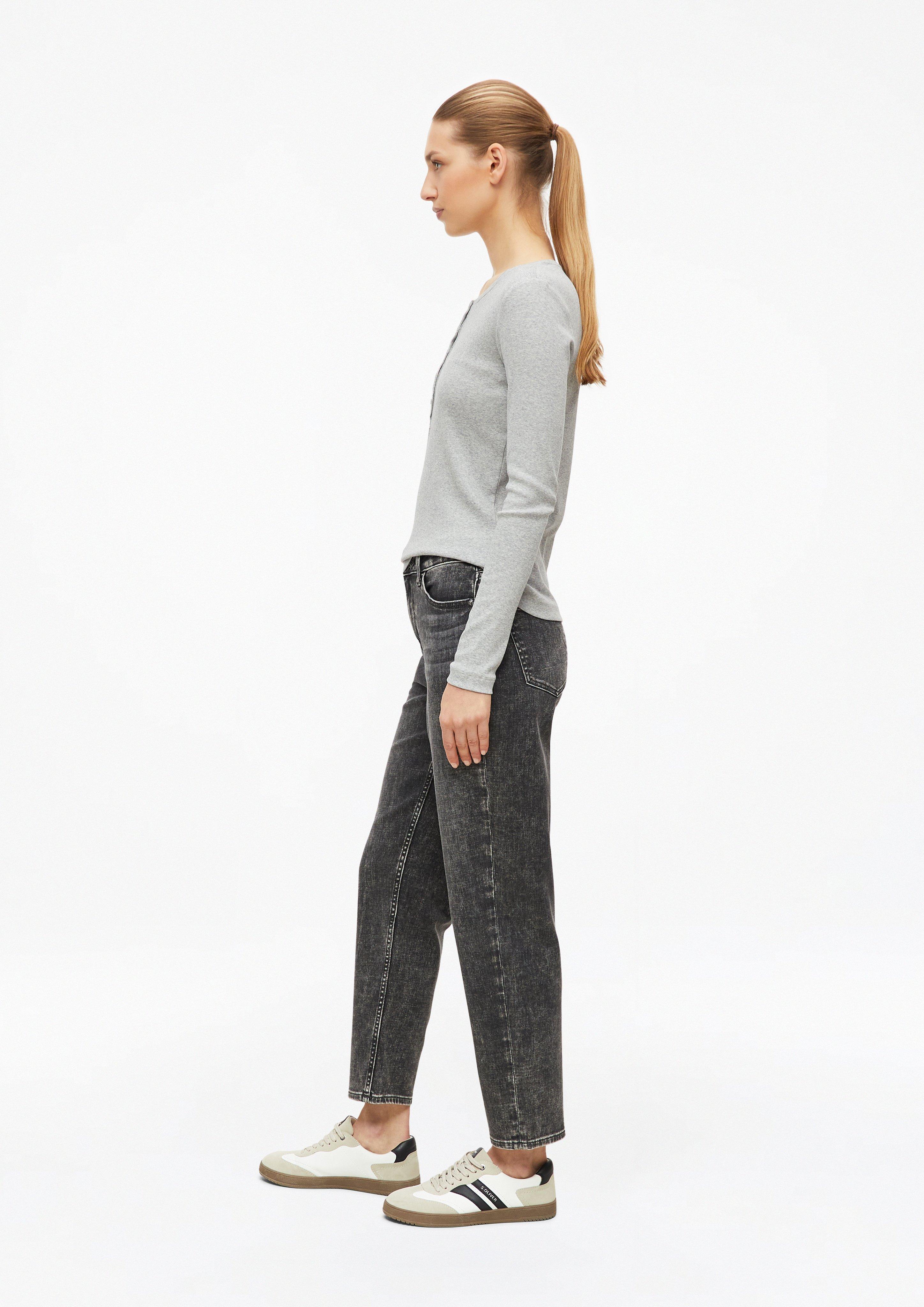 Dames Ankle-jeans Mom / Regular Fit / Hoge taille / Taps toelopende pijpen in grijs van s.Oliver