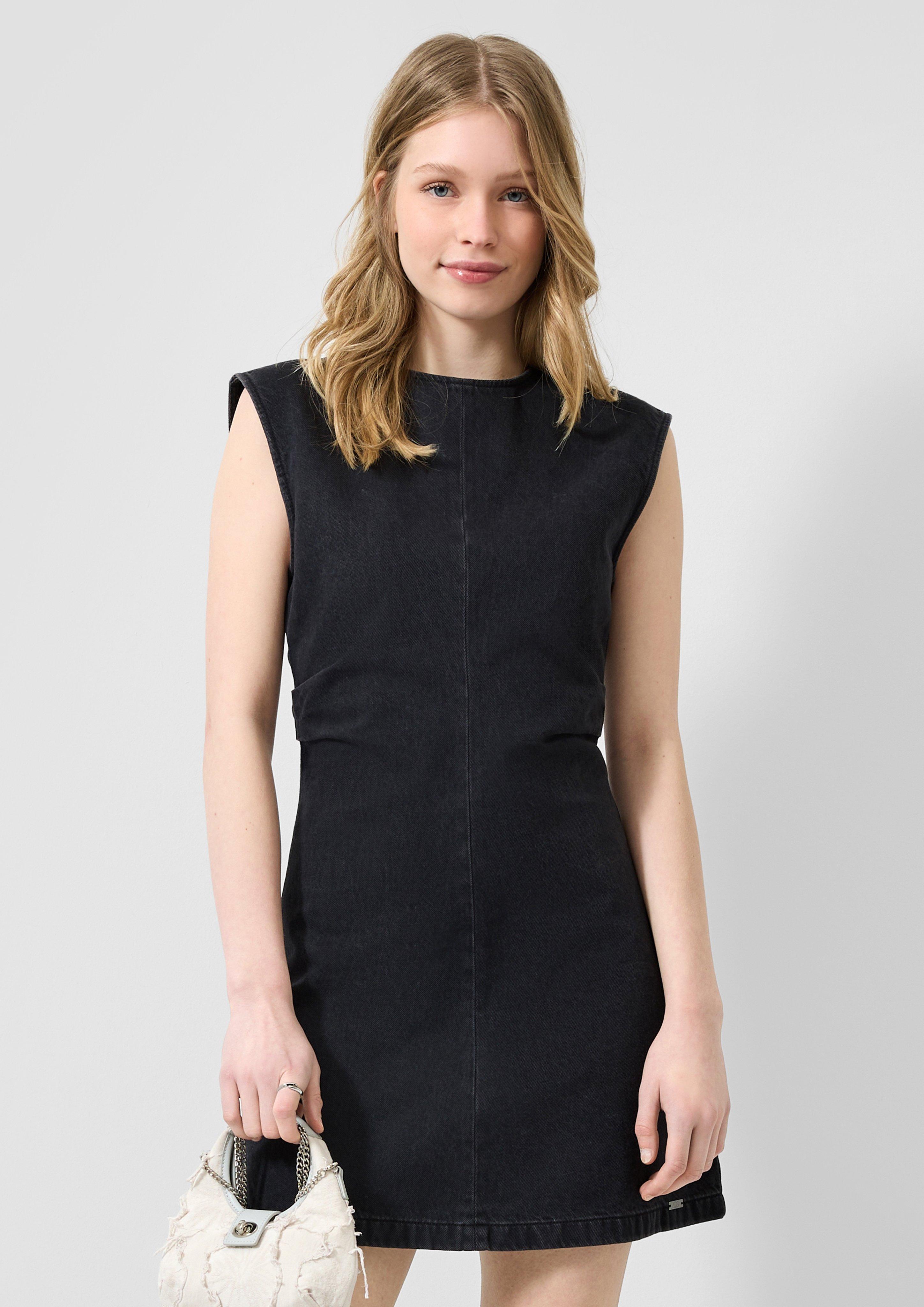 Femmes Robe en noir de QS