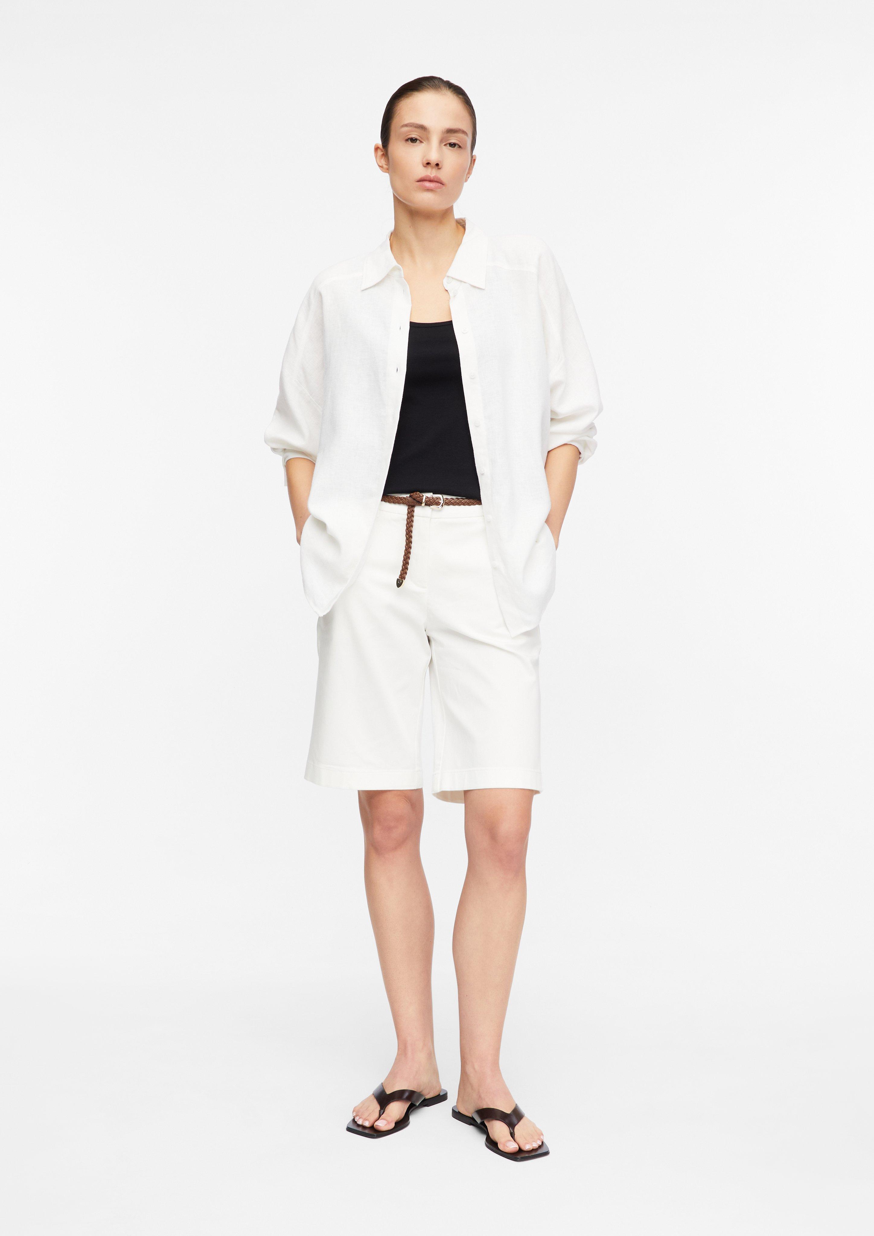 Bermuda mit Flechtgürtel in  von COMMA