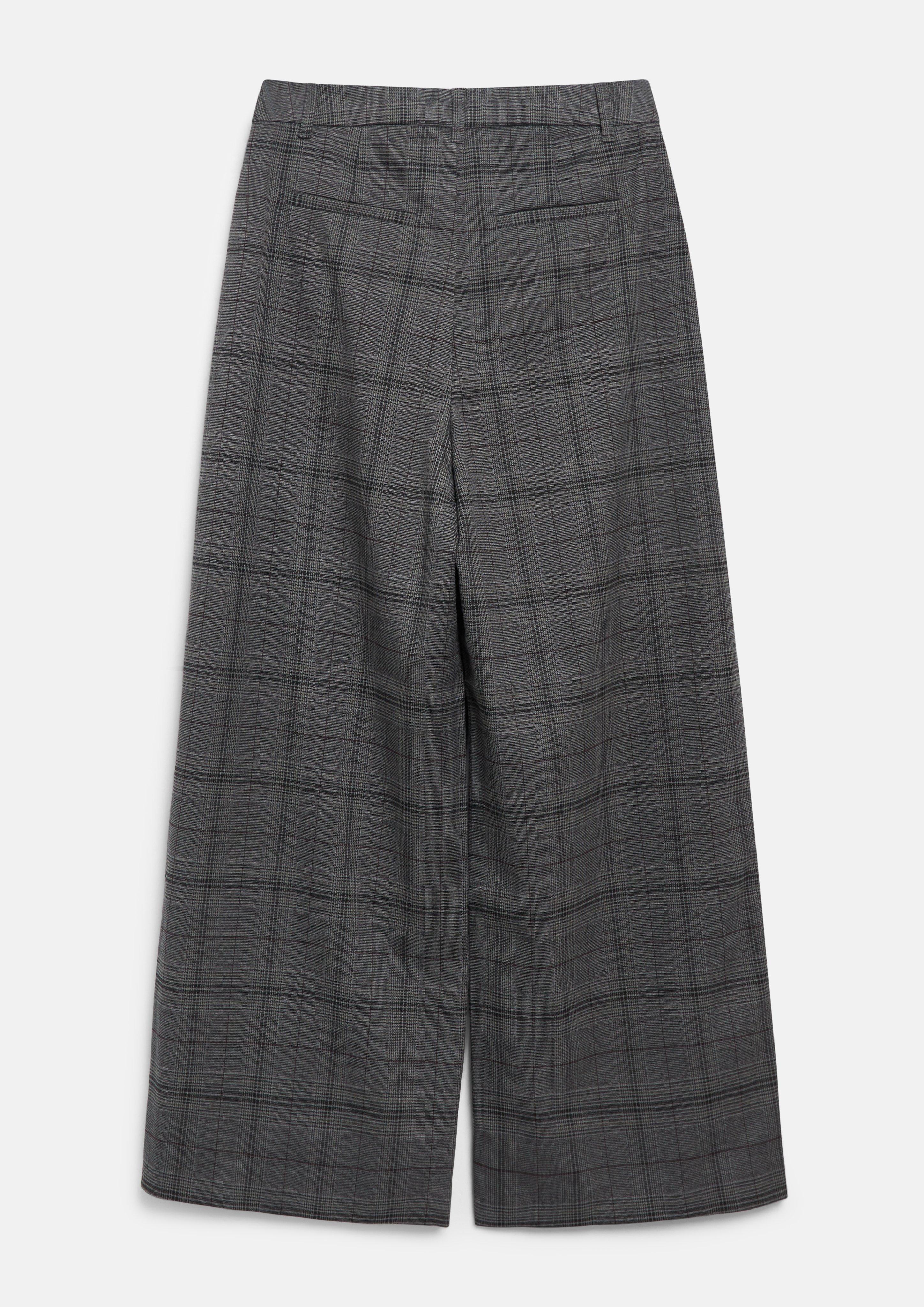 Women Trousers in grey by s.Oliver