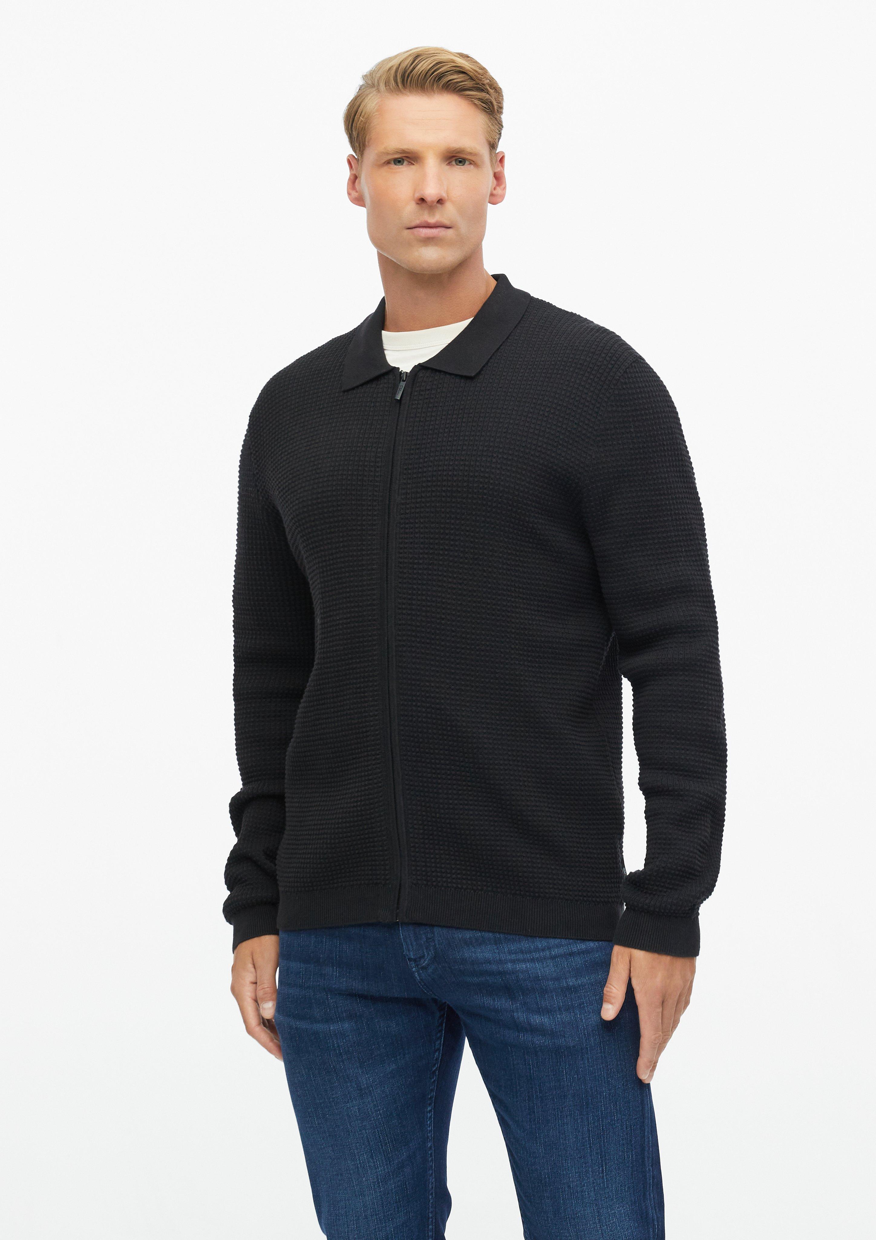Gebreid vest met wafelstructuur en polokraag in zwart van s.Oliver BLACK LABEL