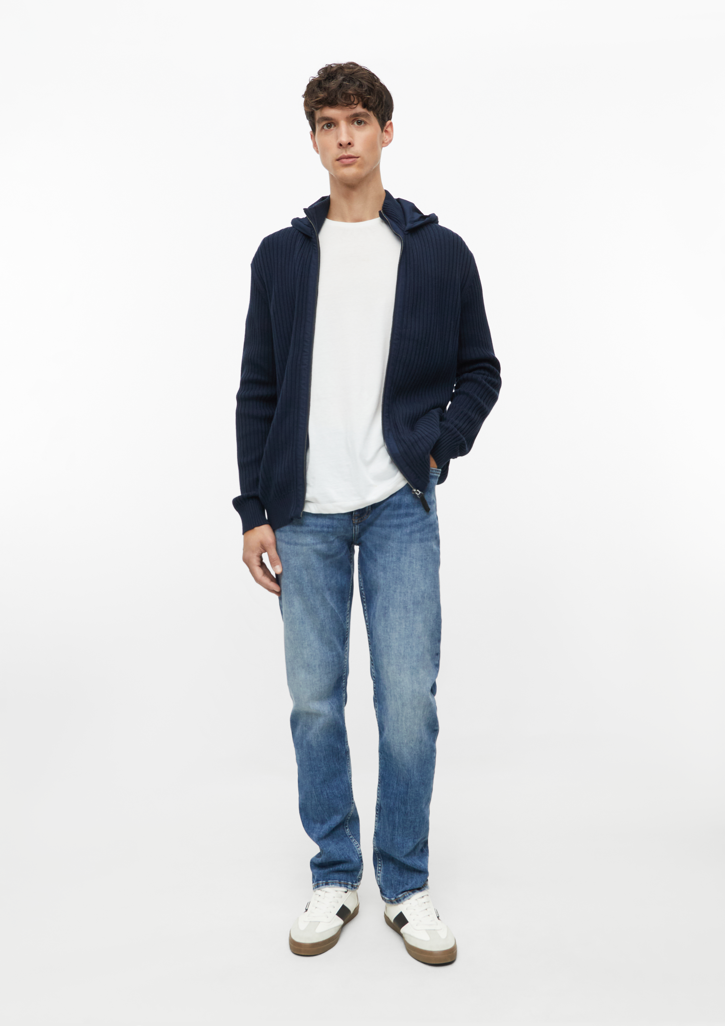 Heren Gebreid vest met capuchon in een mix van stoffen in blauw van s.Oliver