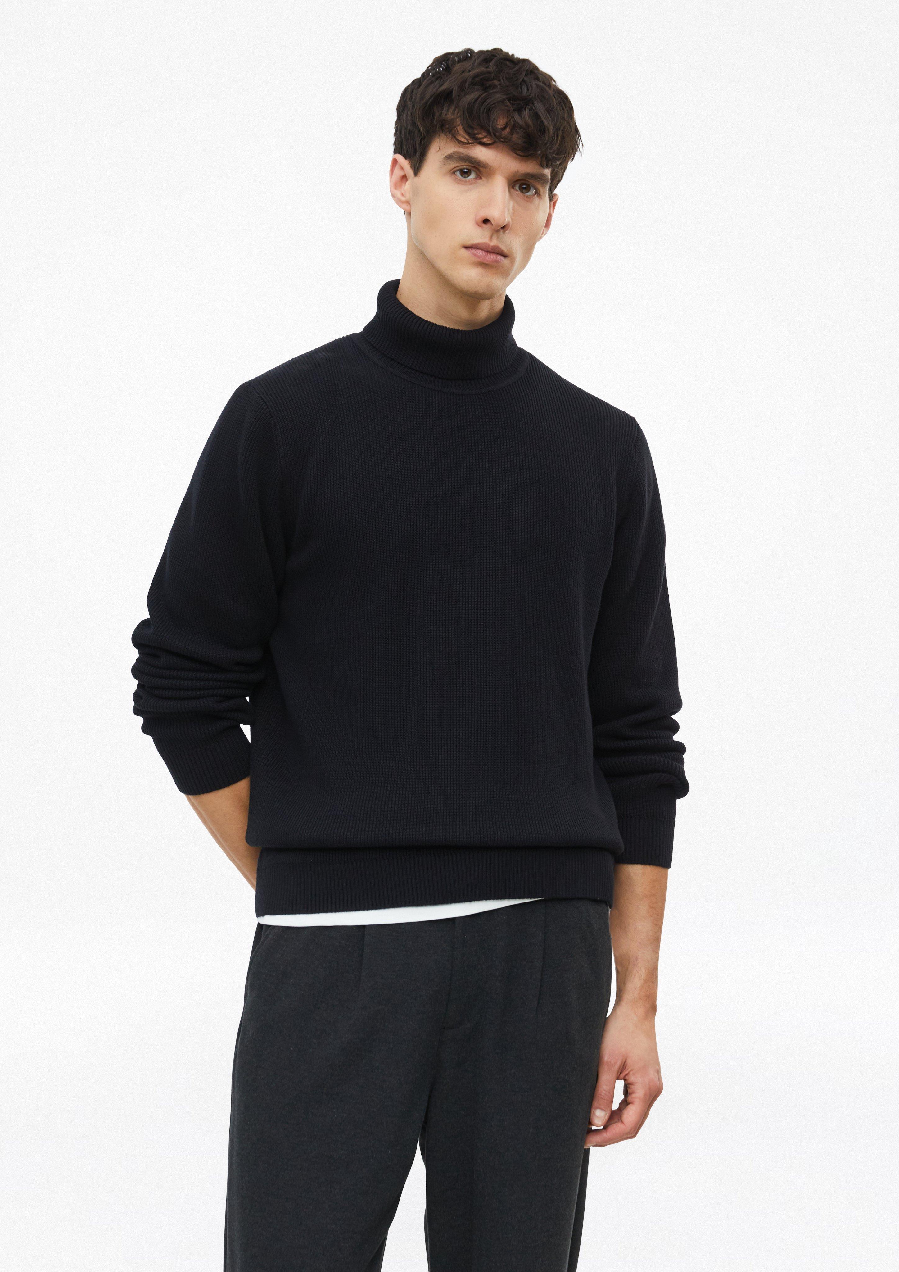 Gerippter Rollkragenpullover aus 100% Baumwolle in Farbe schwarz von s.Oliver