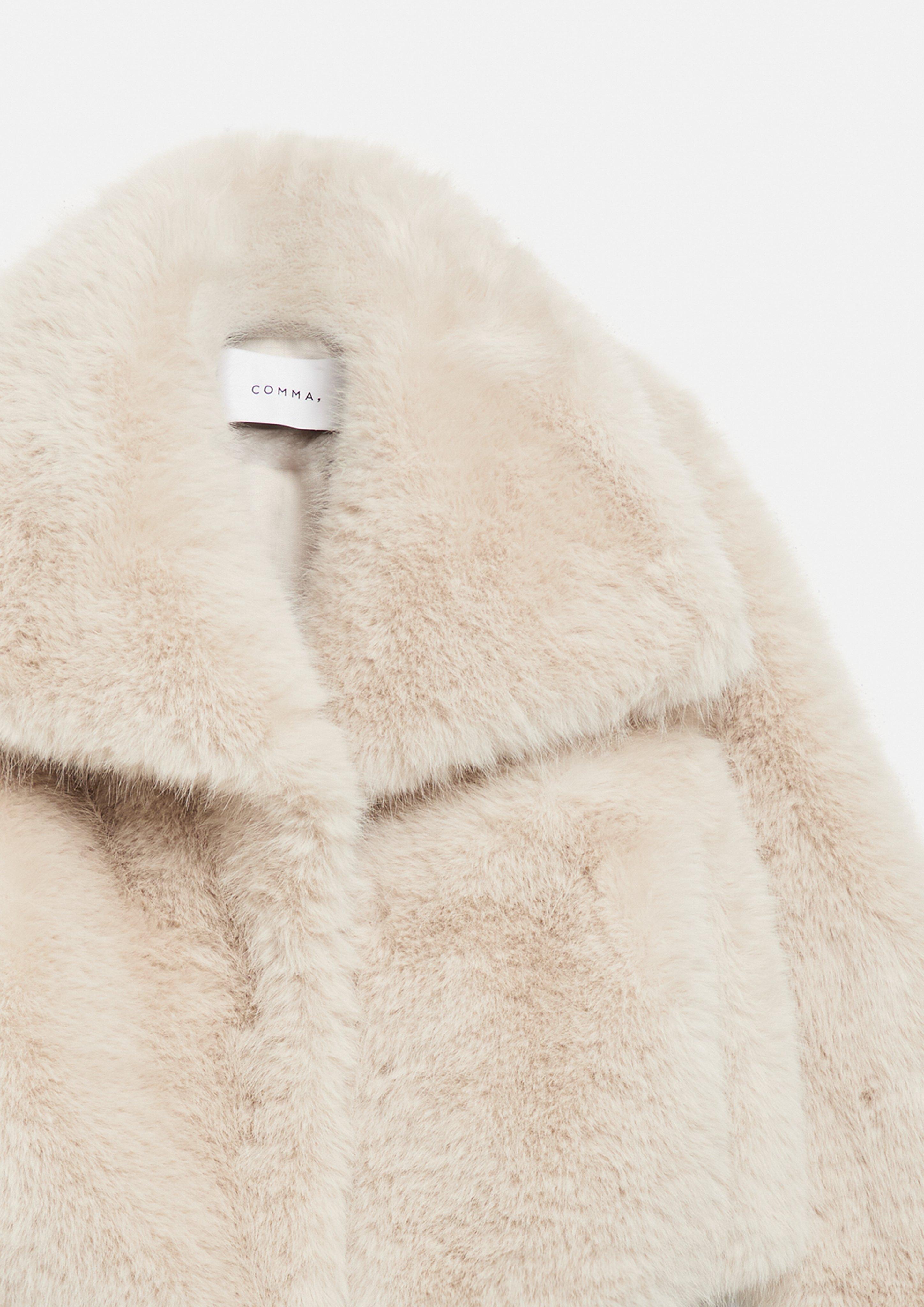 Damen Statement Fake-Fur-Jacke in beige von comma