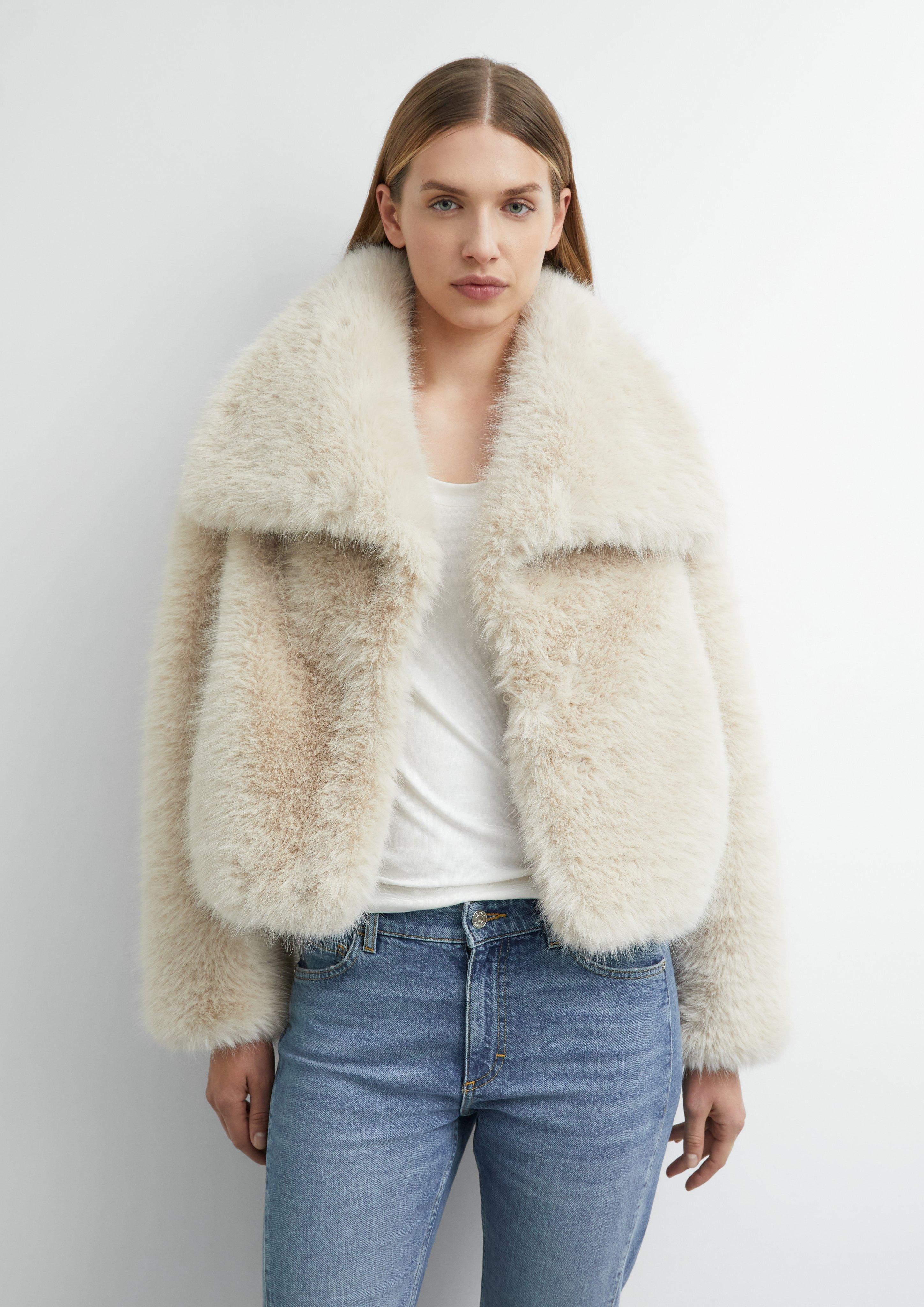 Damen Statement Fake-Fur-Jacke in beige von comma