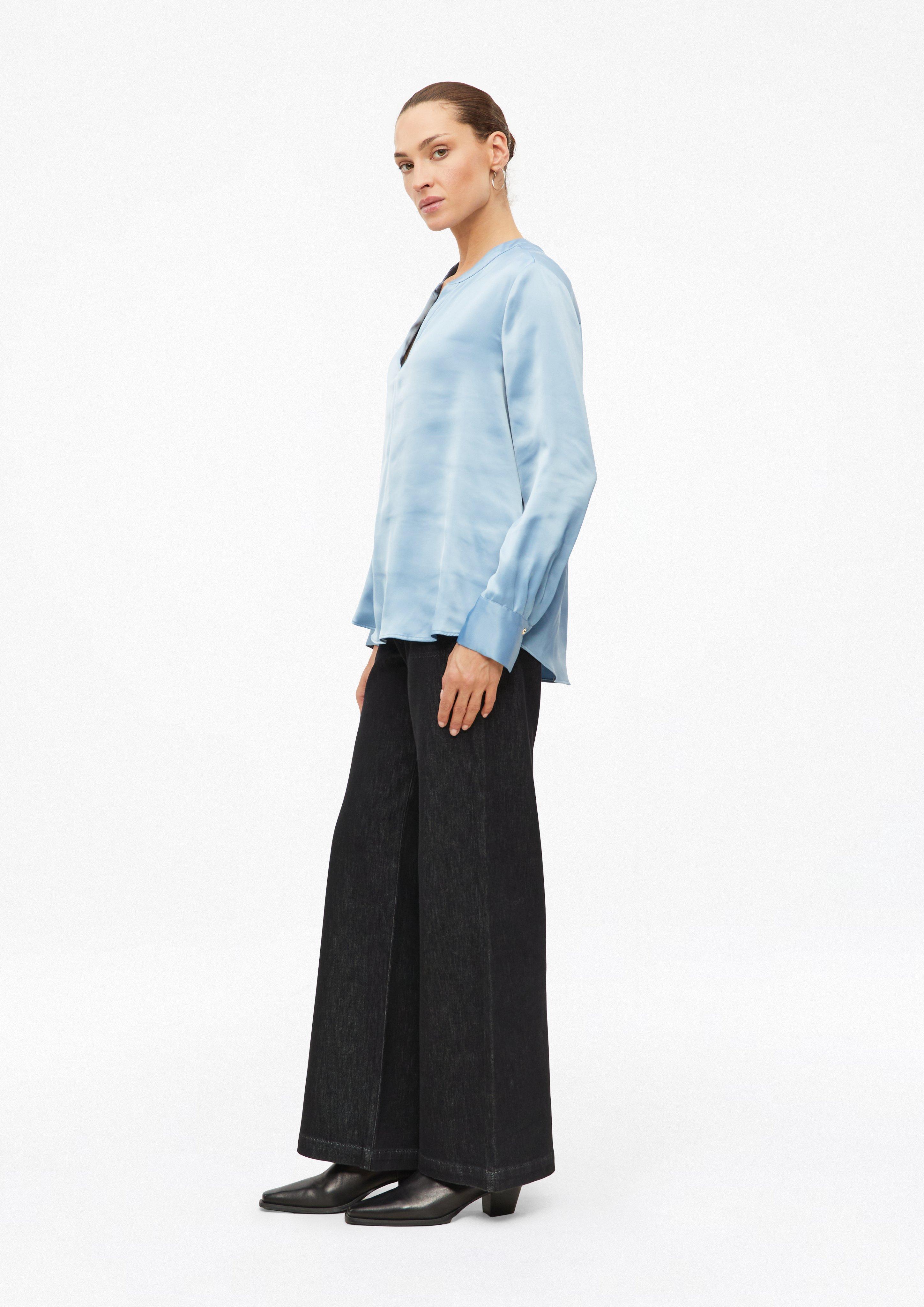 Damen Satinbluse mit Tunikaausschnitt in blau von s.Oliver BLACK LABEL