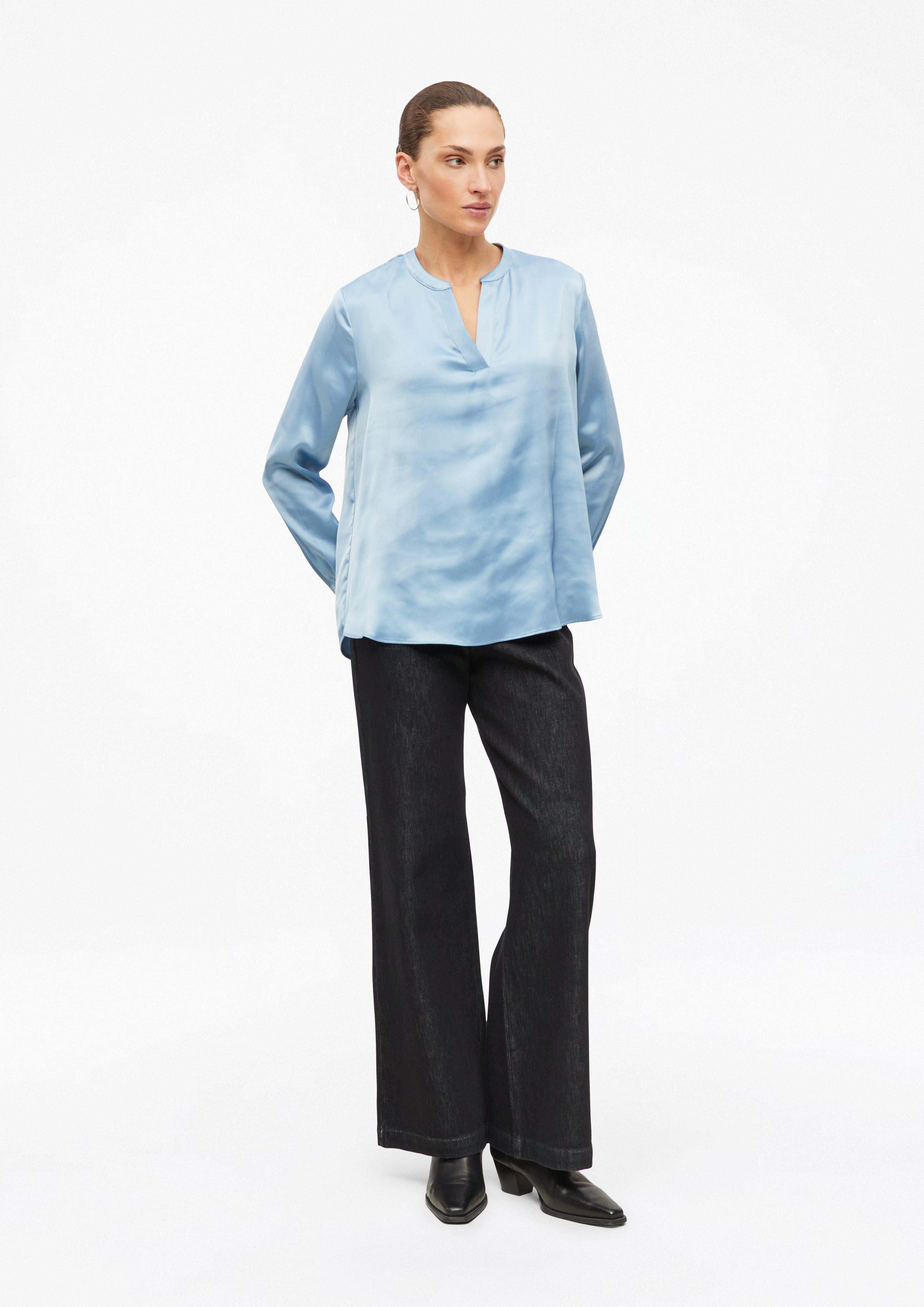 Damen Satinbluse mit Tunikaausschnitt in blau von s.Oliver BLACK LABEL