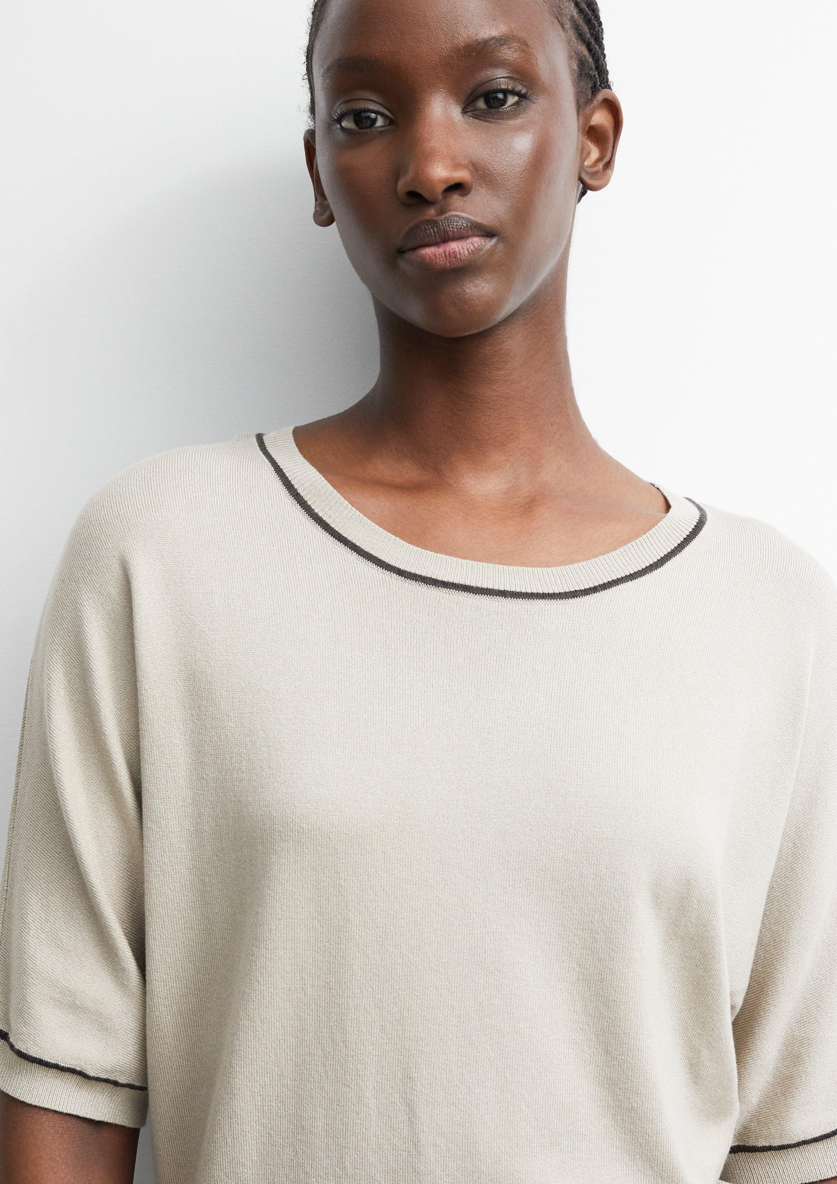 Women Fine-knit shirt with contrasting details in beige by comma
