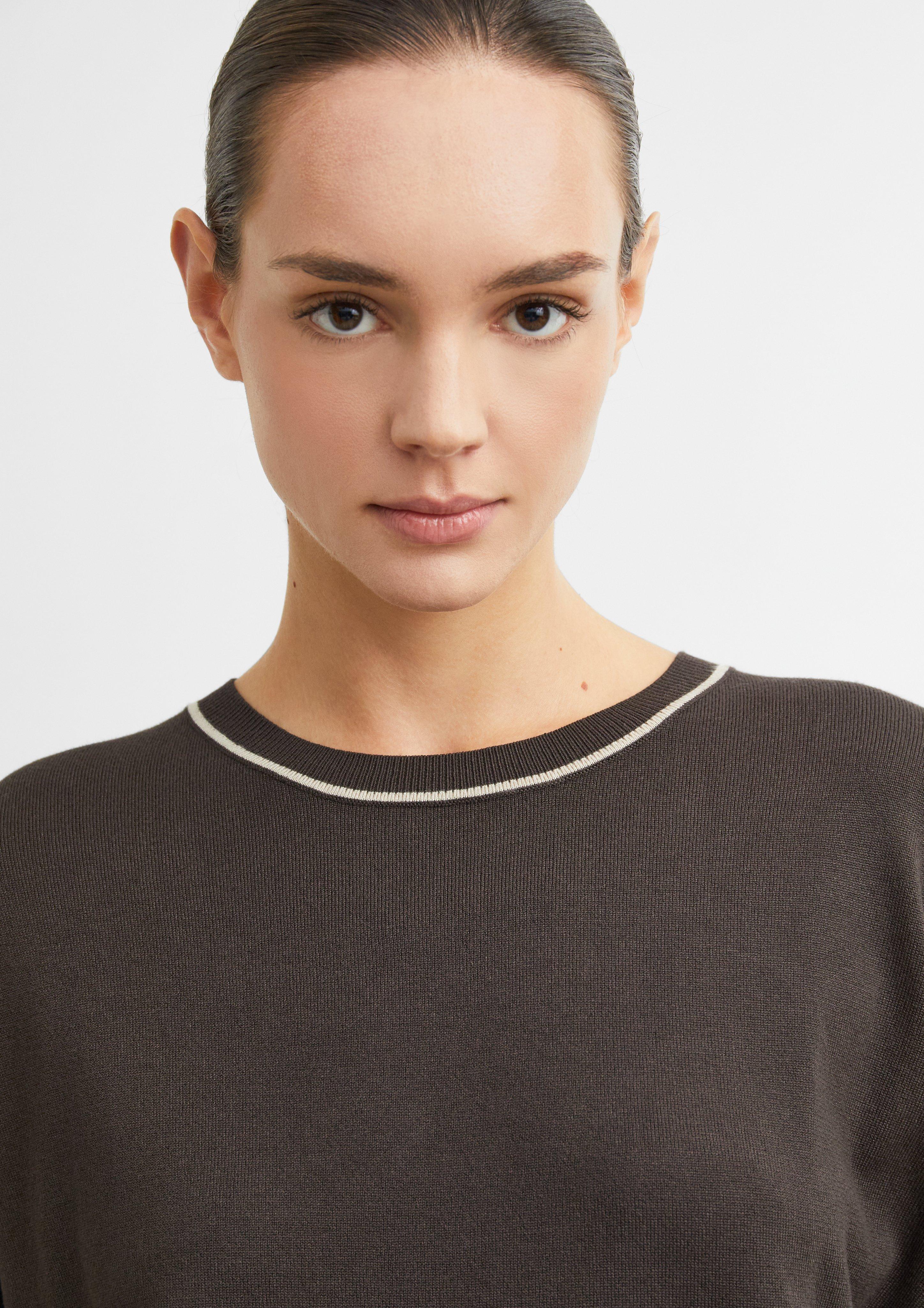 Feinstrick-Shirt mit Kontrast-Details in braun von COMMA