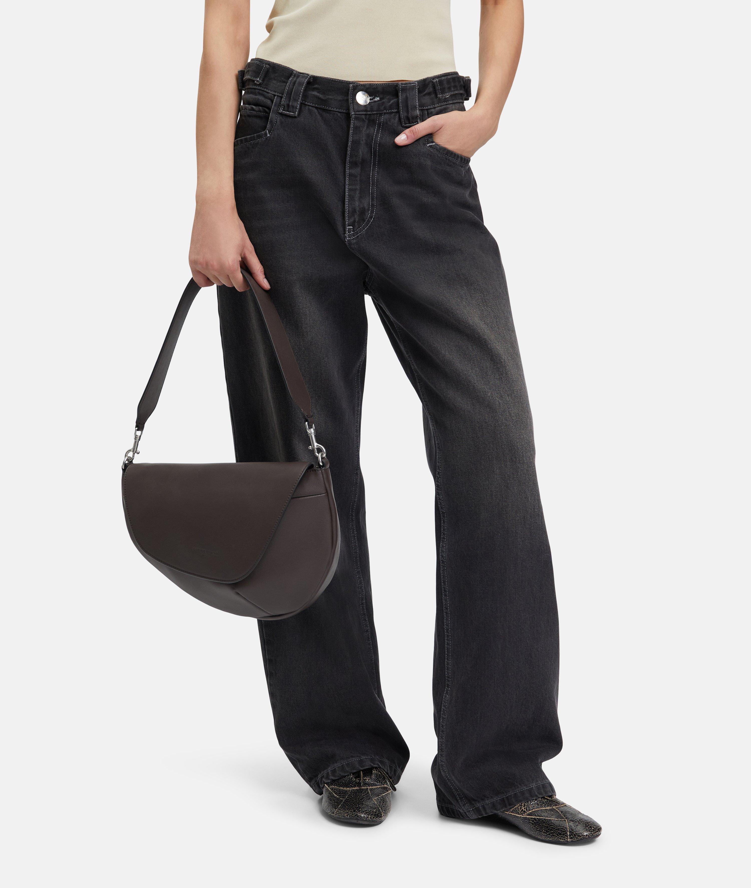 LIEBESKIND BERLIN Oval Shoulder-Bag M