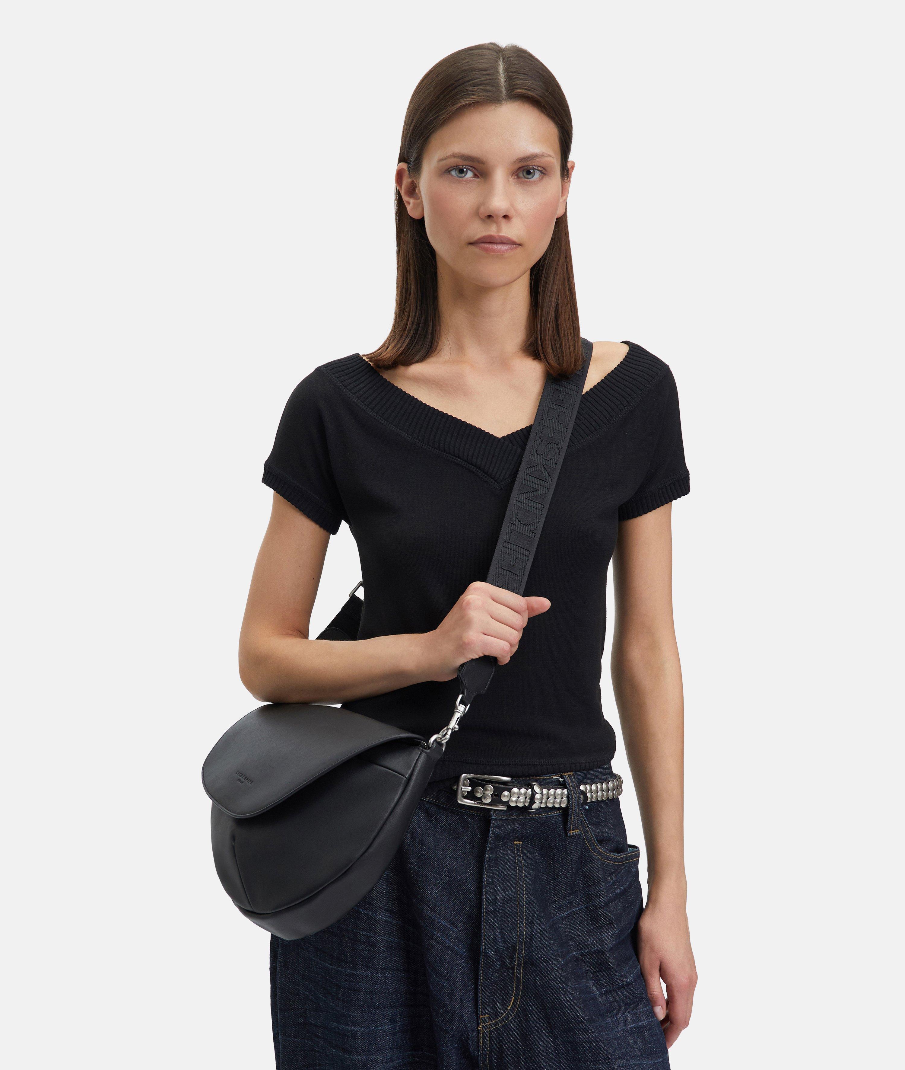 LIEBESKIND BERLIN Oval Shoulder-Bag M