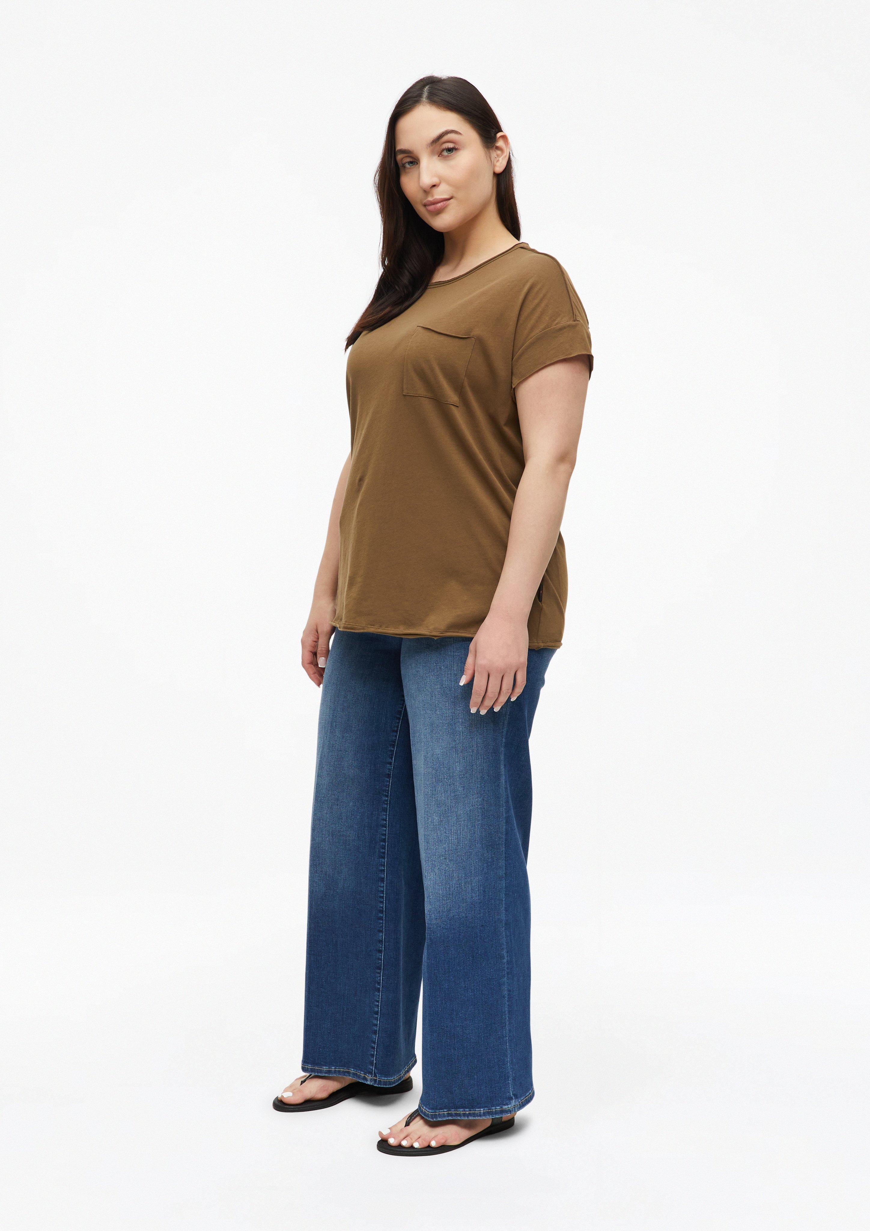 T-Shirt in  by 