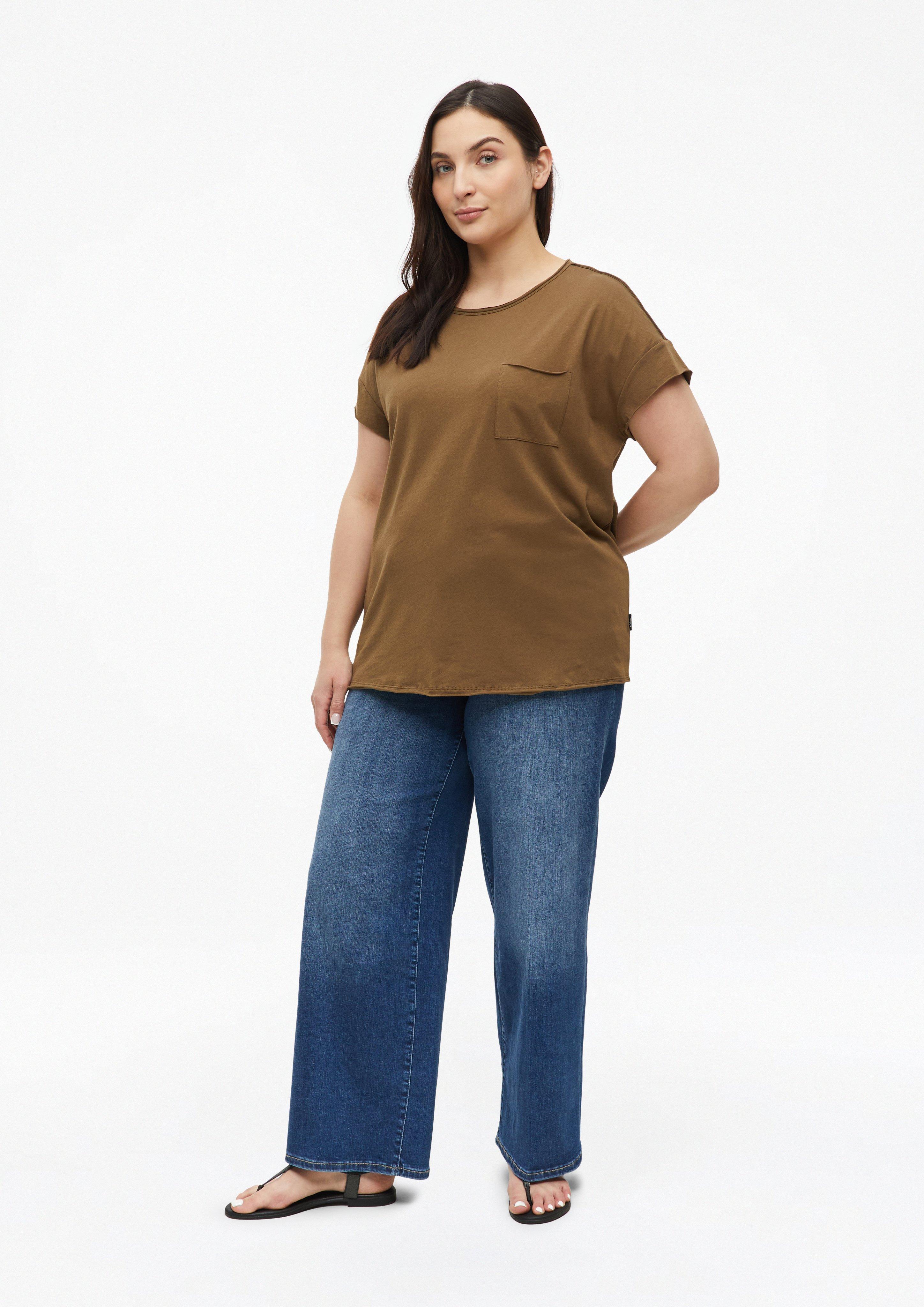  T-Shirt in  by 