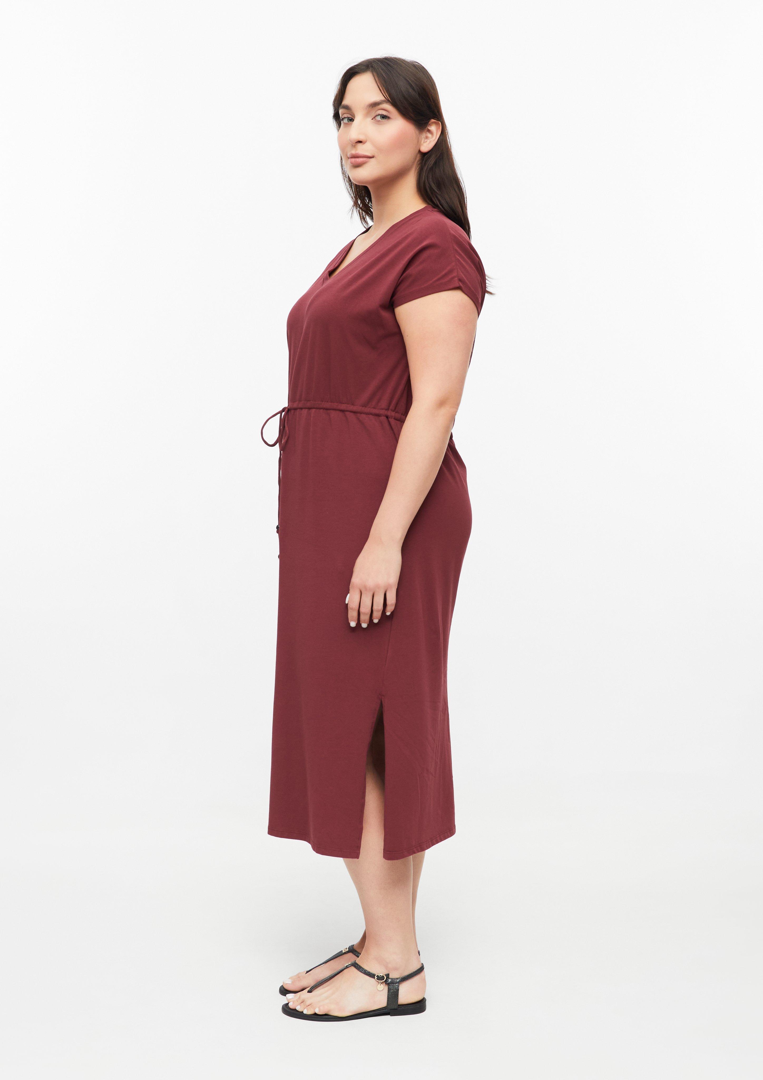 Femmes Robe en jersey mi-longue avec cordon de serrage en rouge de s.Oliver CURVE