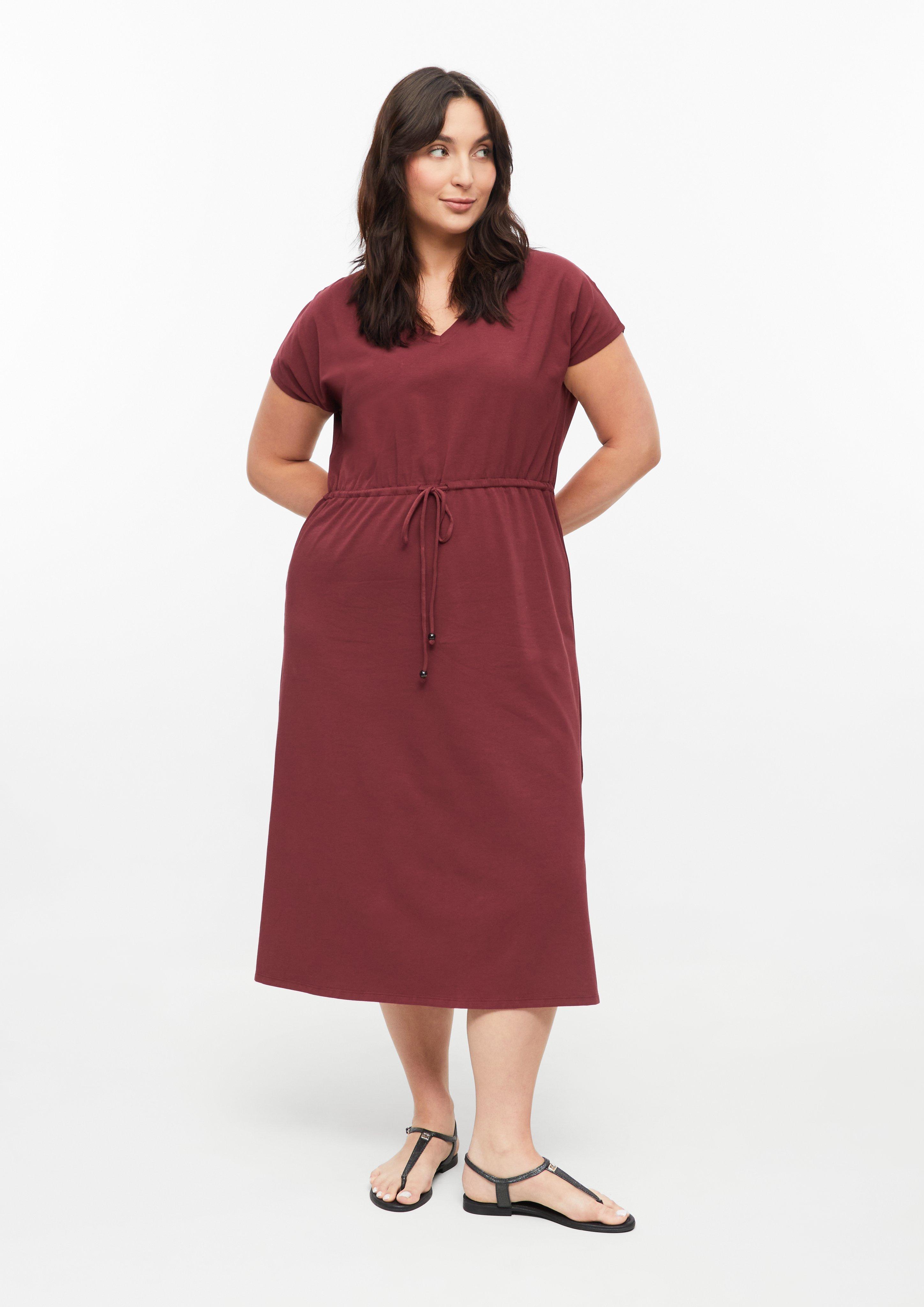 Femmes Robe en jersey mi-longue avec cordon de serrage en rouge de s.Oliver CURVE