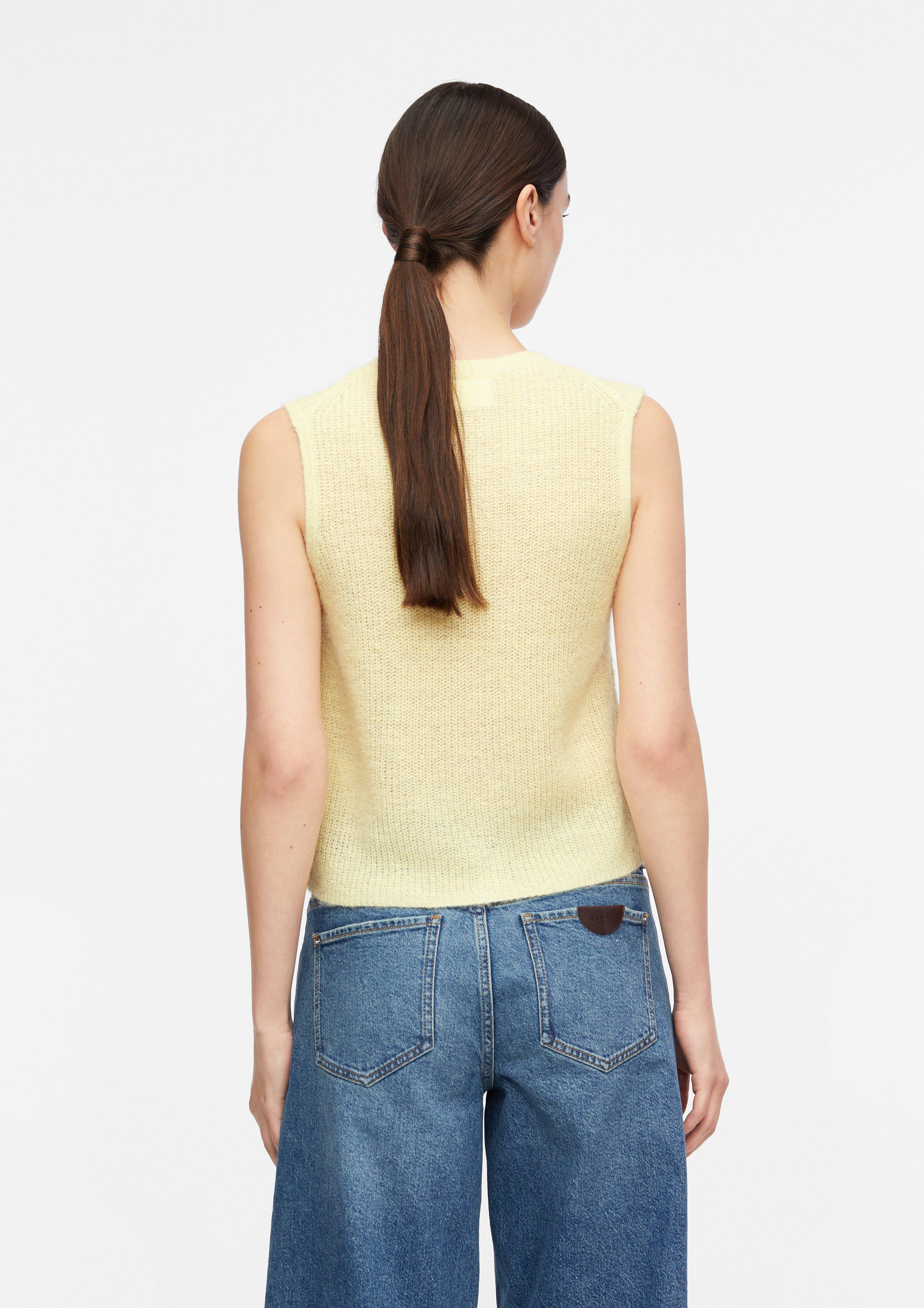 Cardigan in yellow by COMMA