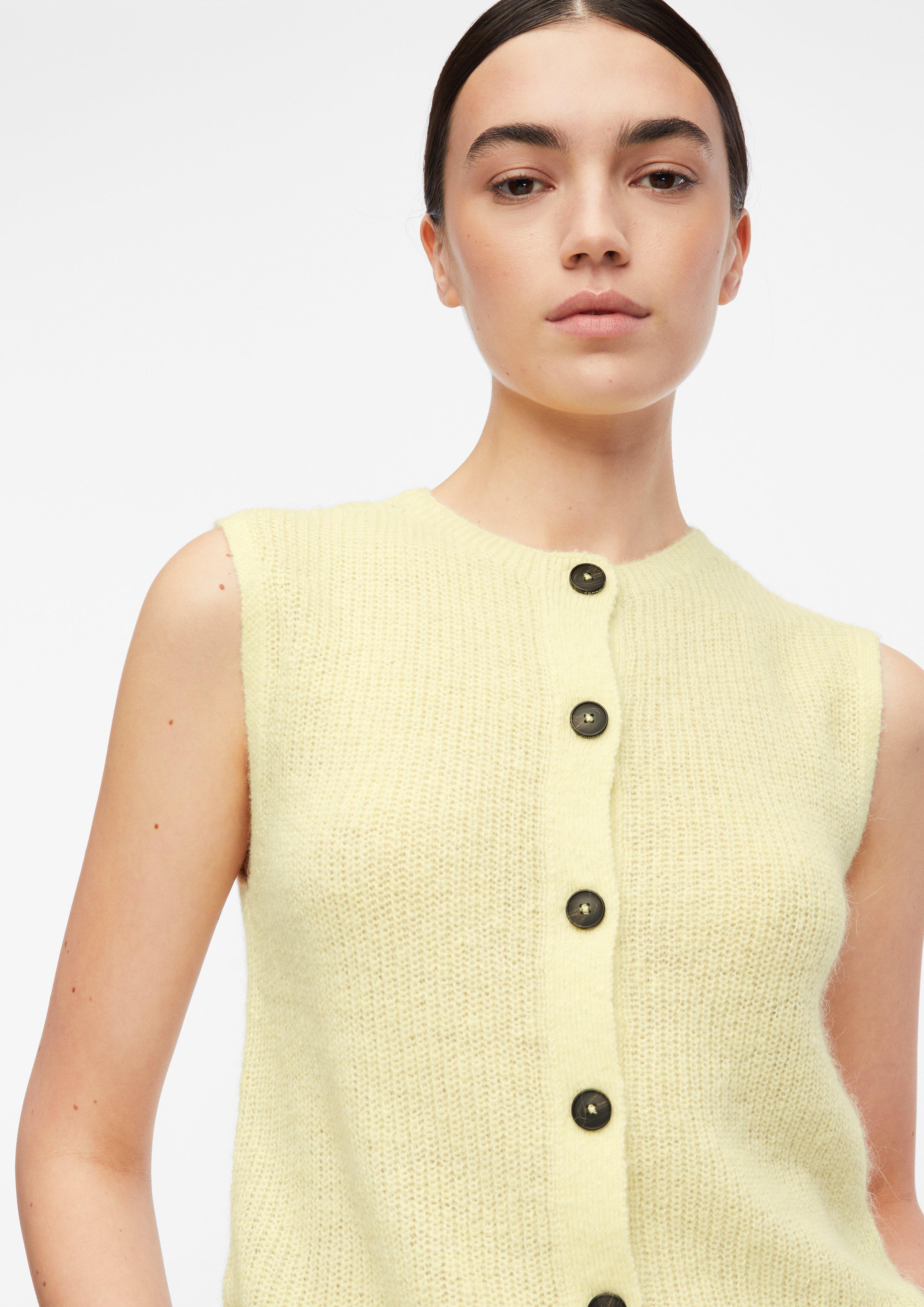 Cardigan in yellow by COMMA