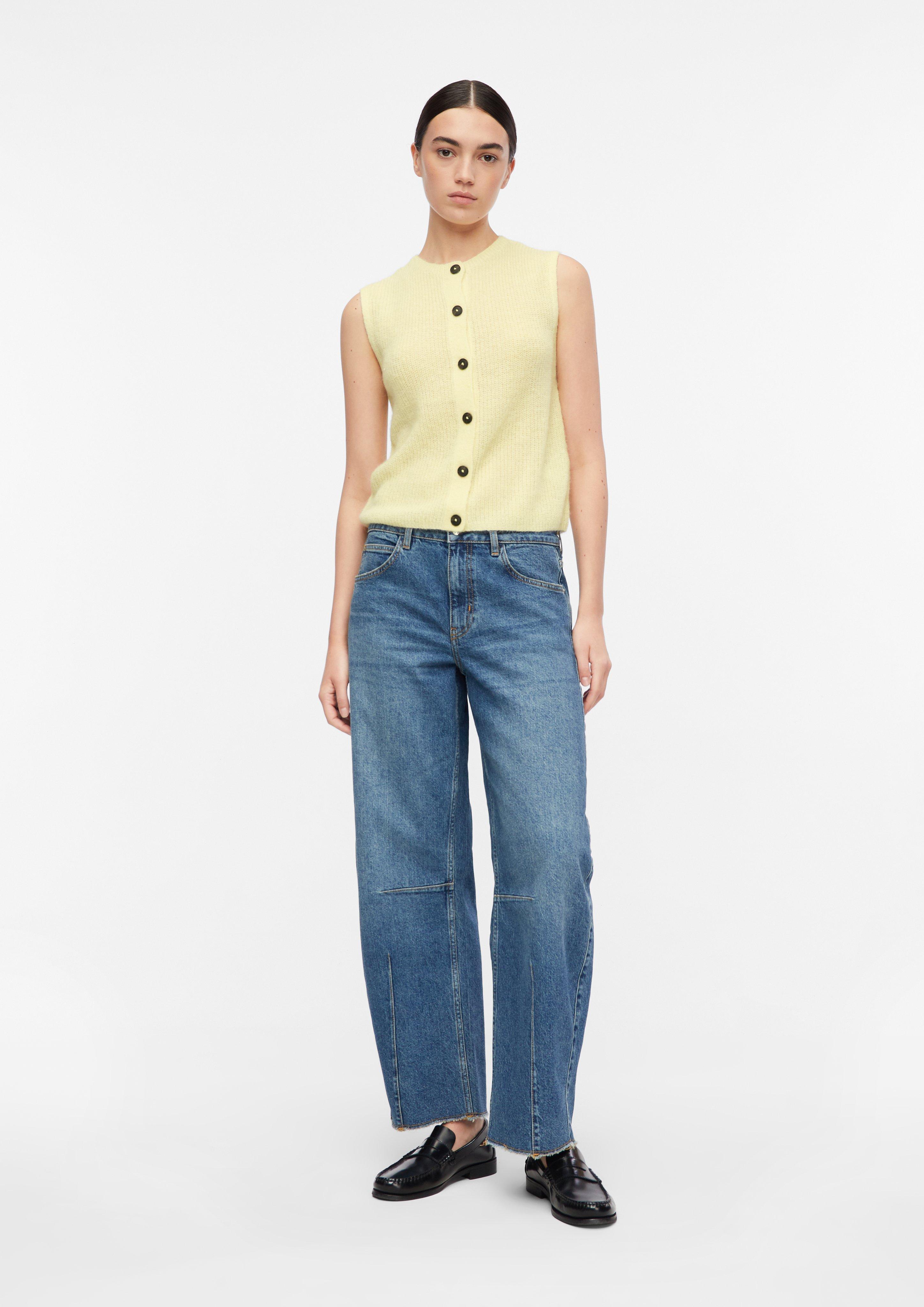 Cardigan in yellow by COMMA