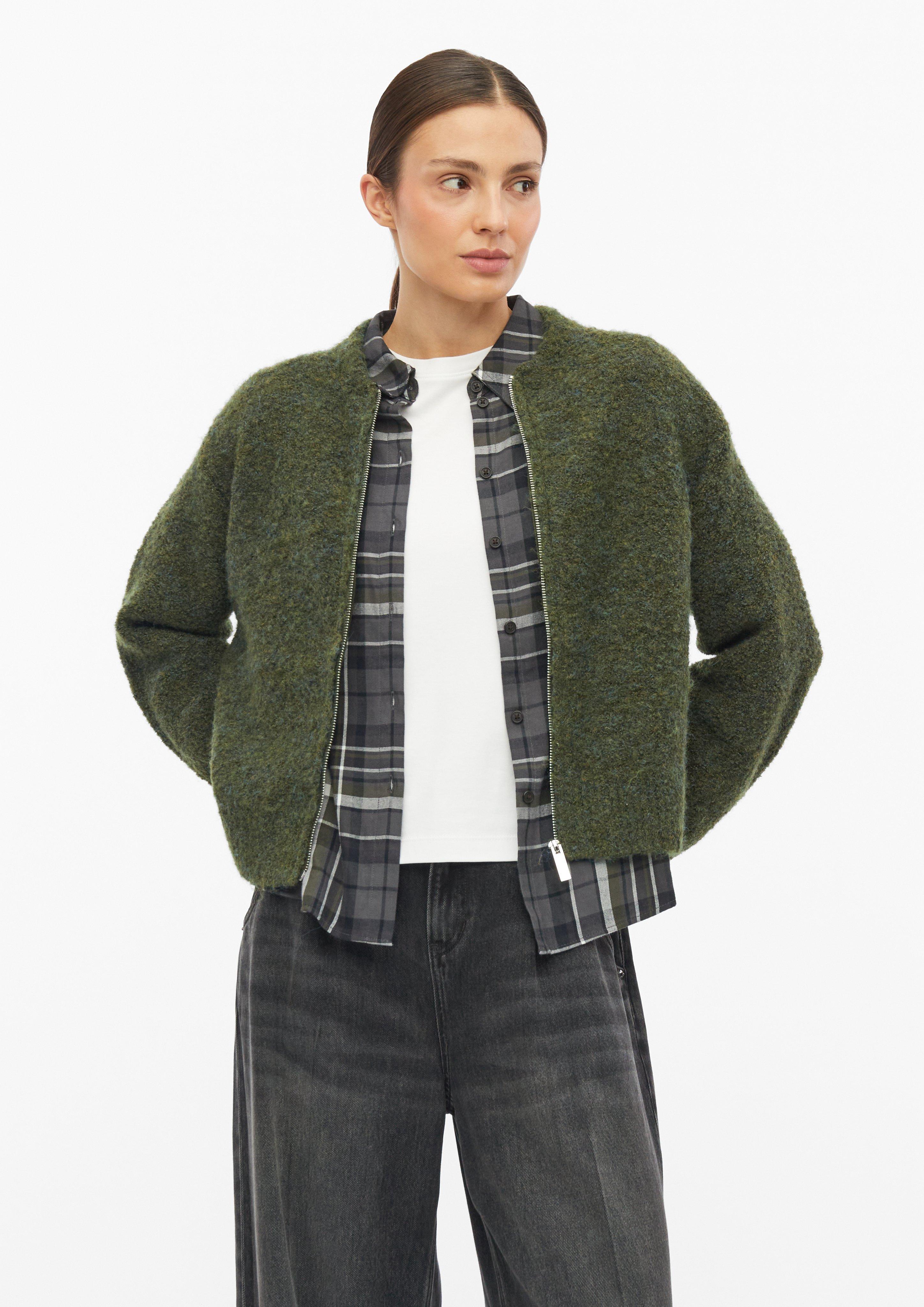 Cardigan en bouclé chiné en vert olive de s.Oliver