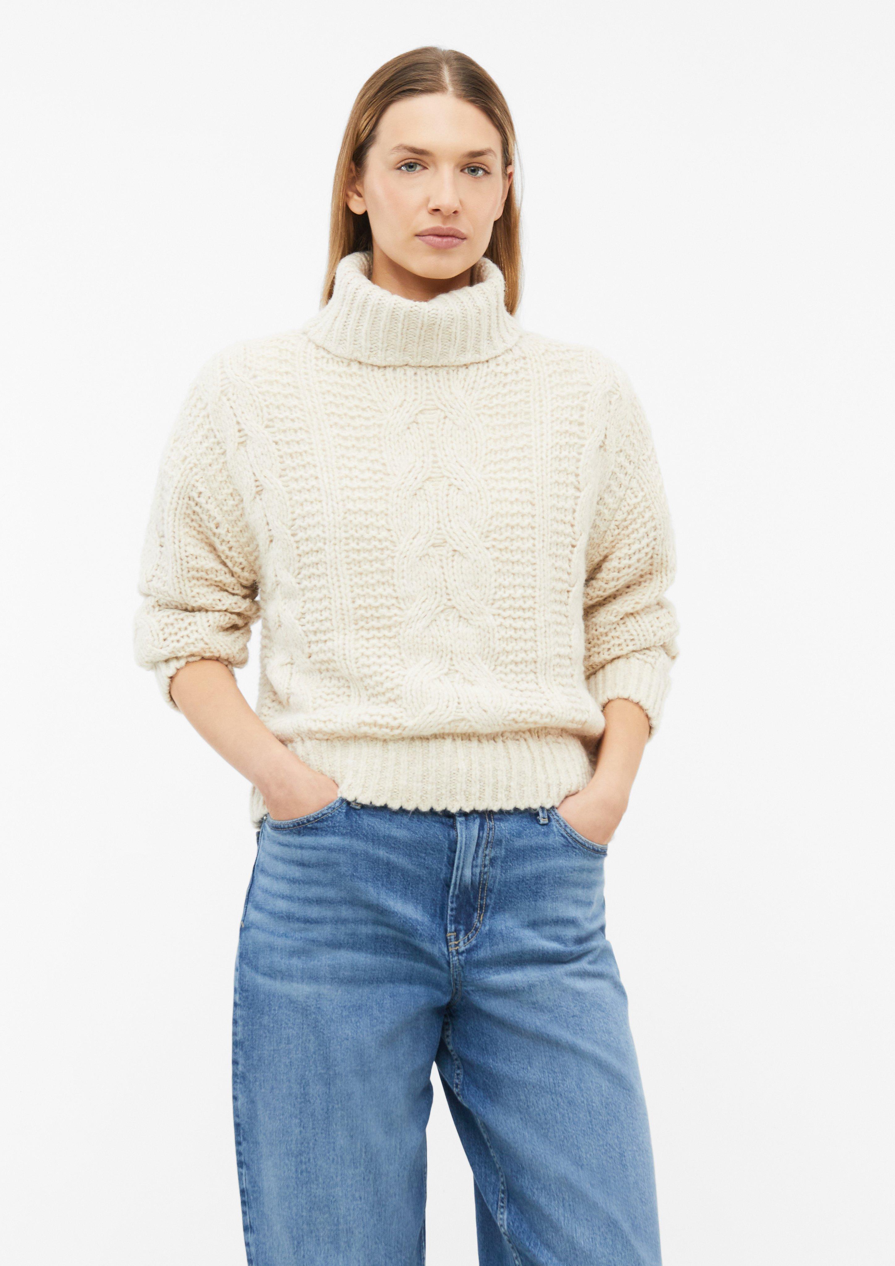 Rollkragenpullover mit Zopfmuster in Farbe helles beige von s.Oliver