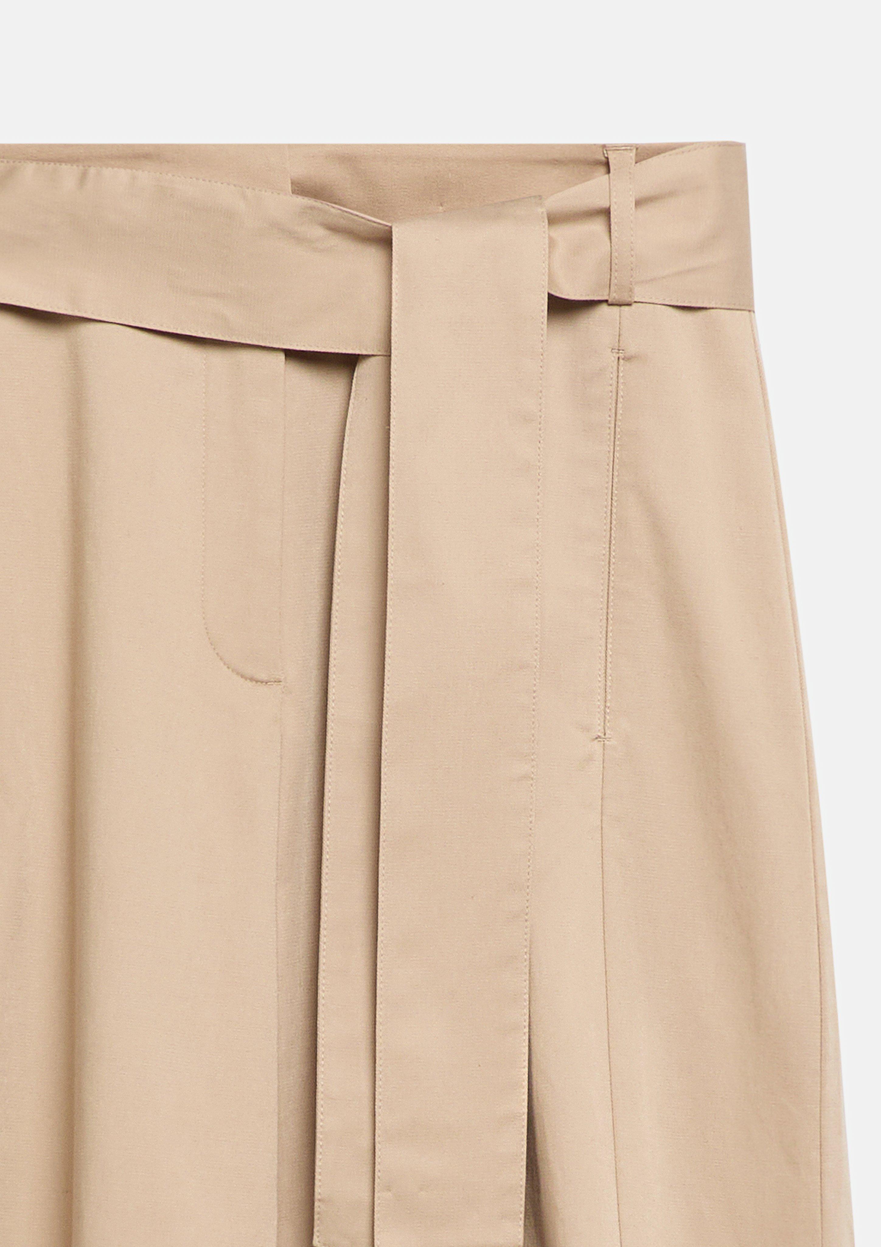 Trousers in brown by COMMA