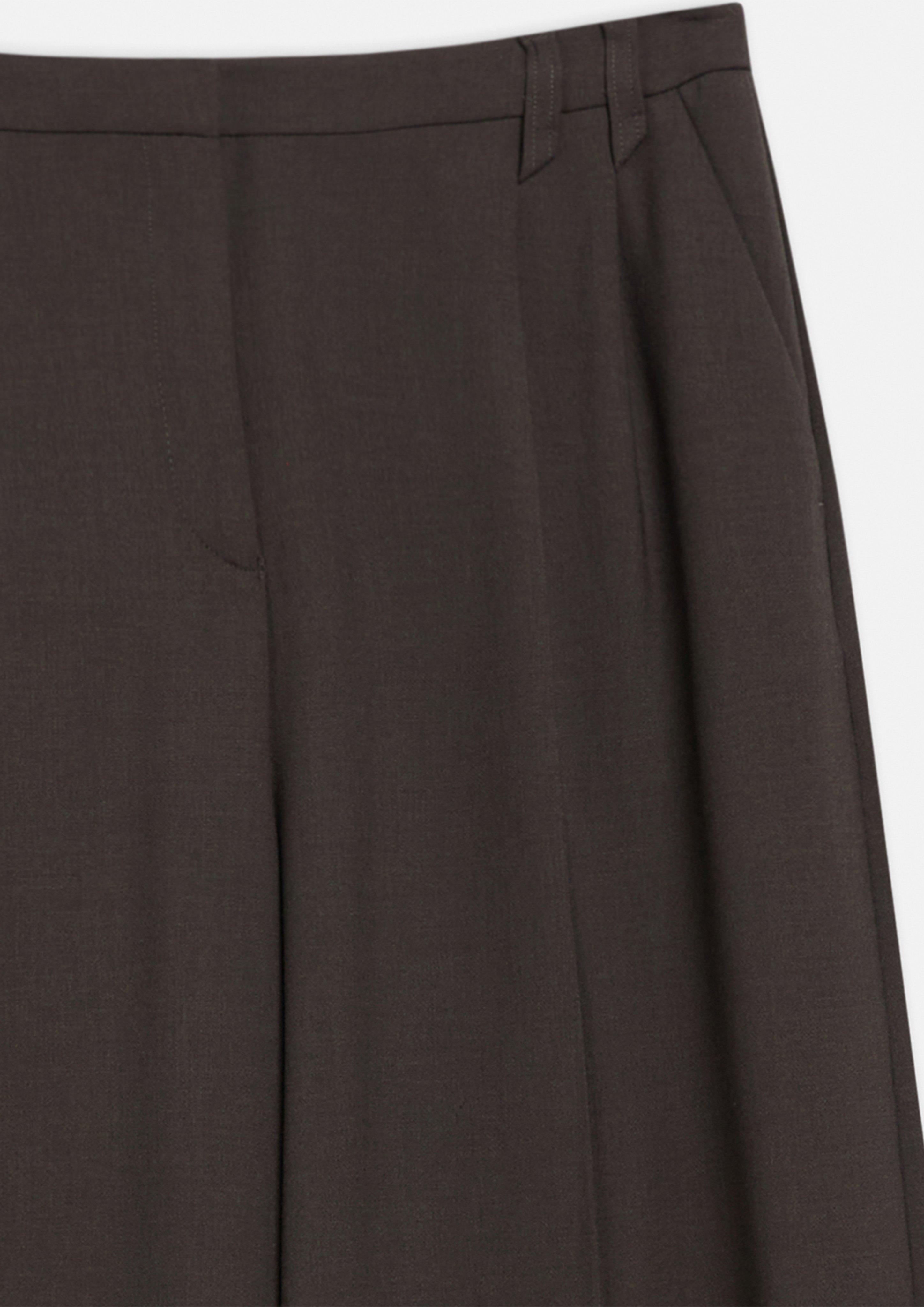 Bundfaltenhose aus Viskosemix in braun von COMMA