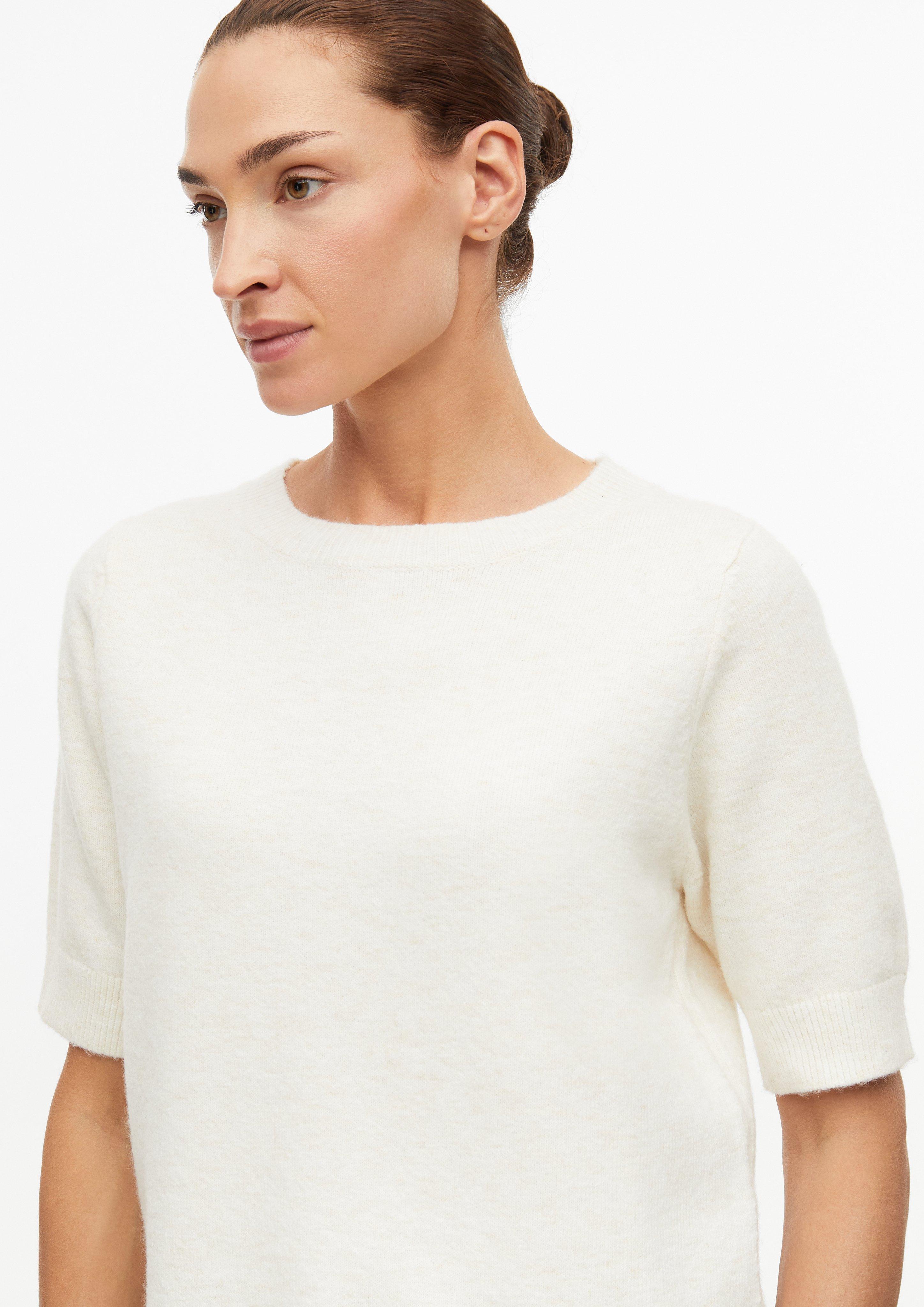 Femmes Pull à manches courtes avec bords-côtes en crème de s.Oliver BLACK LABEL
