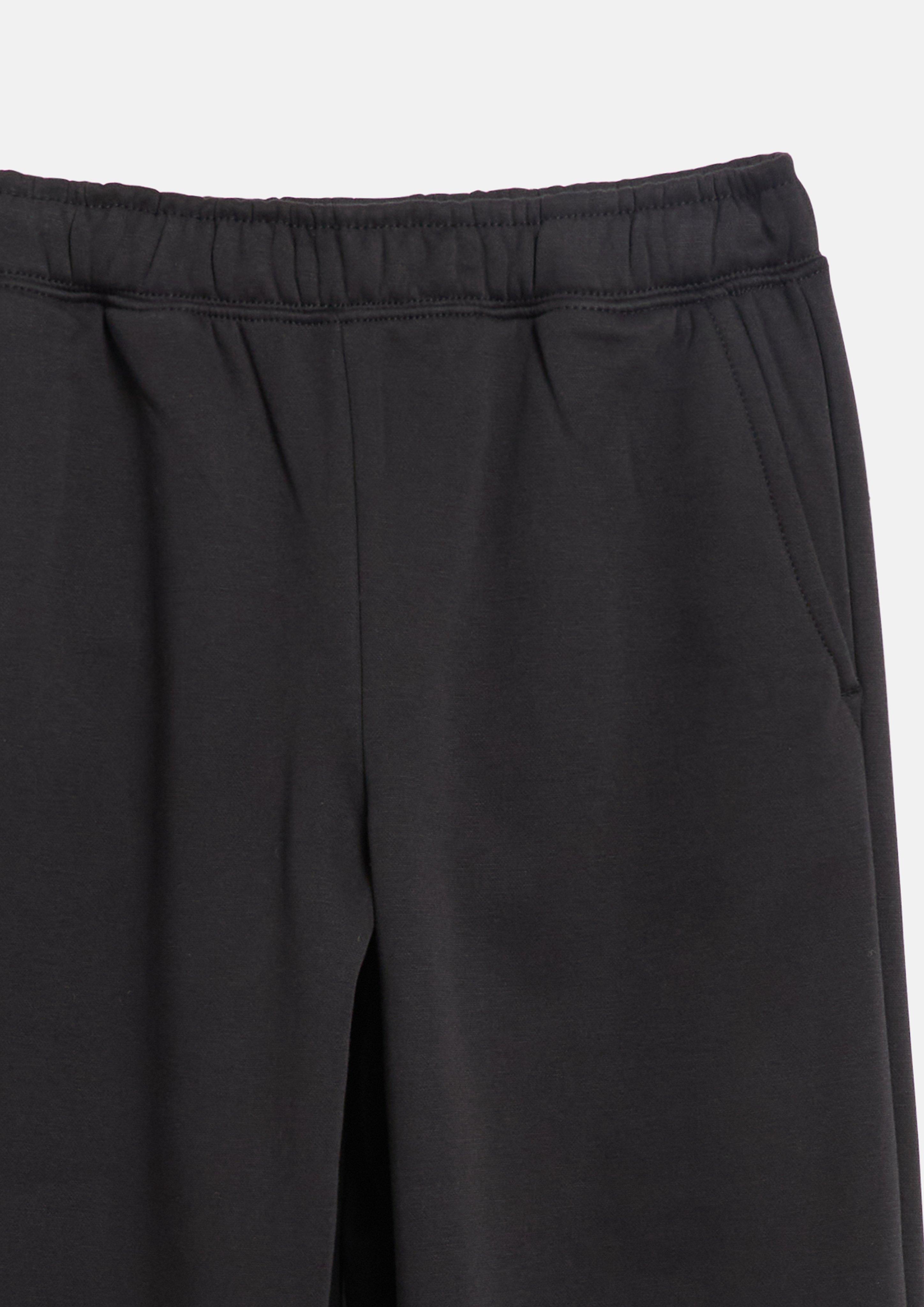 Kinder Jogginghose im Loose Fit mit Fleece-Innenseite in schwarz von s.Oliver