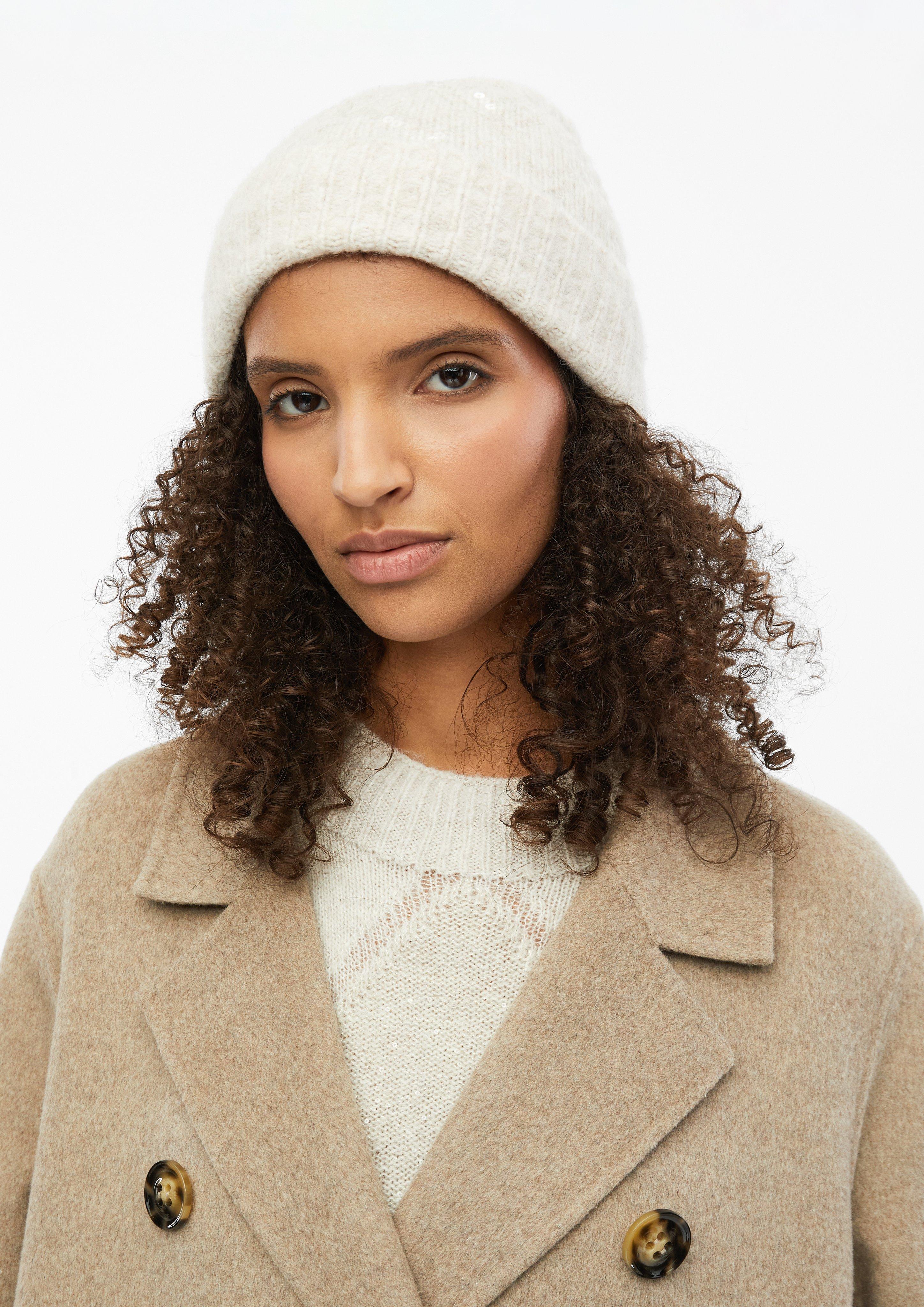 Femmes Bonnet à paillettes et motifs en beige de s.Oliver BLACK LABEL
