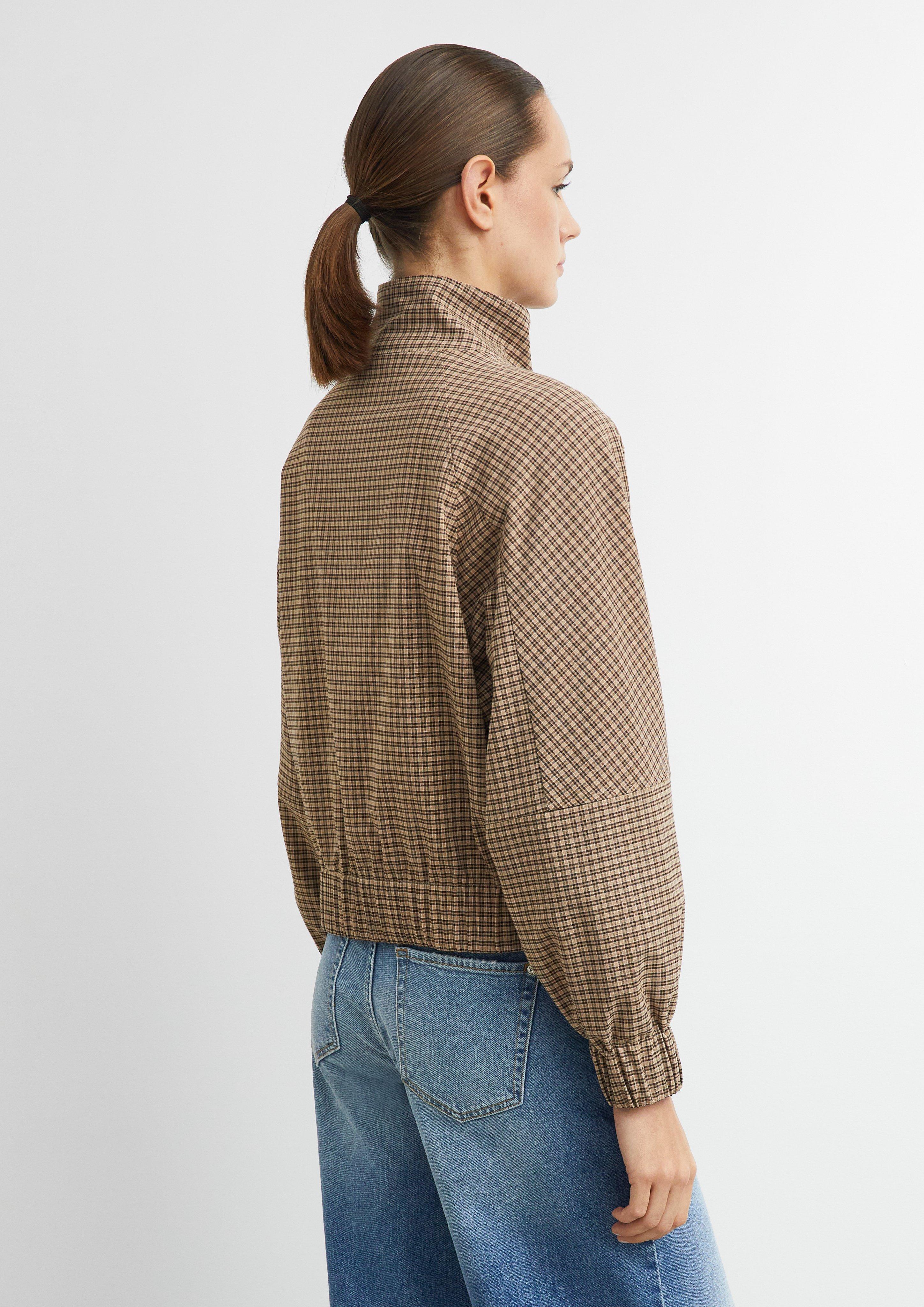 Karierte Blousonjacke mit Stehkragen in braun von COMMA