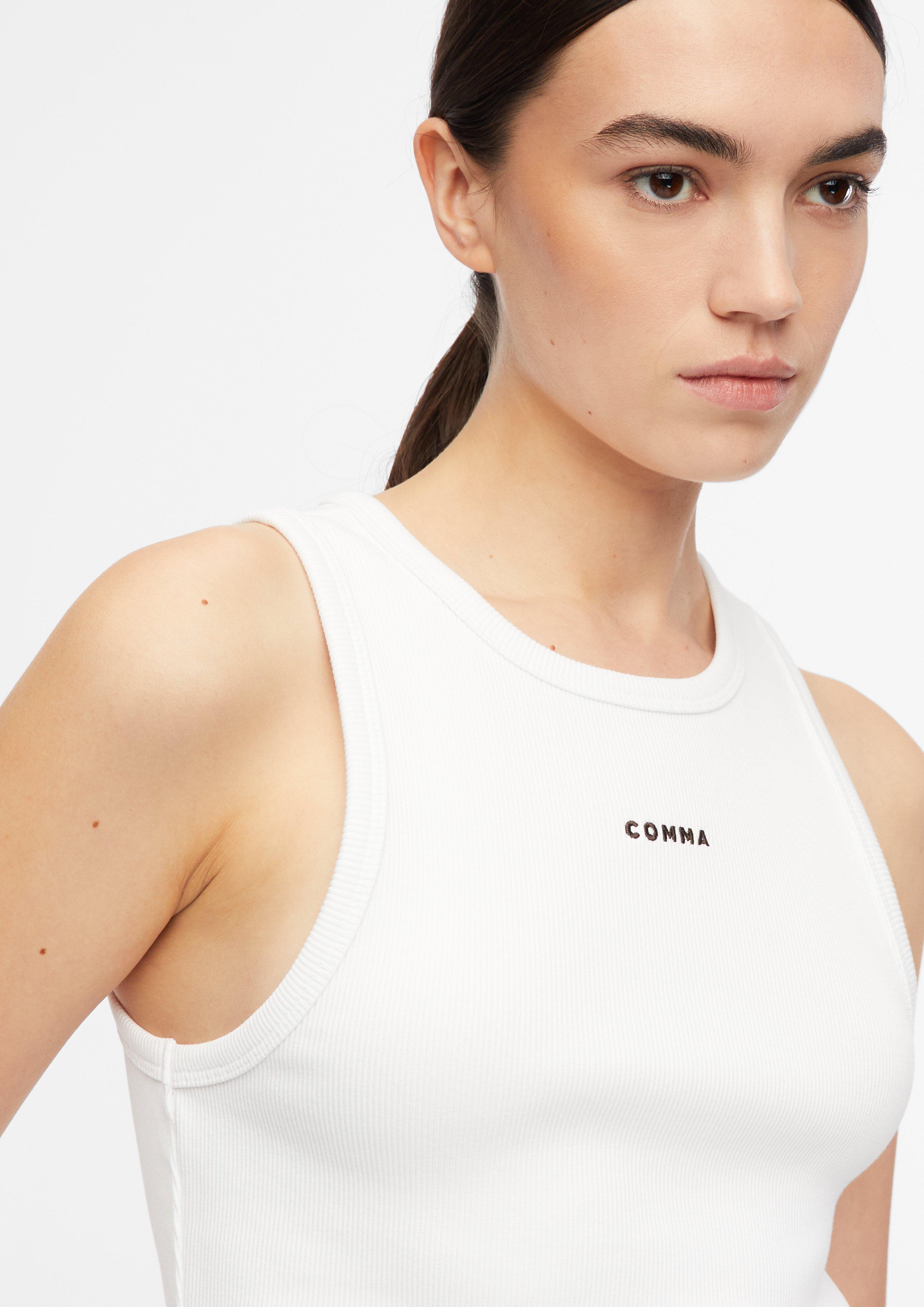 T-Shirt in white by COMMA