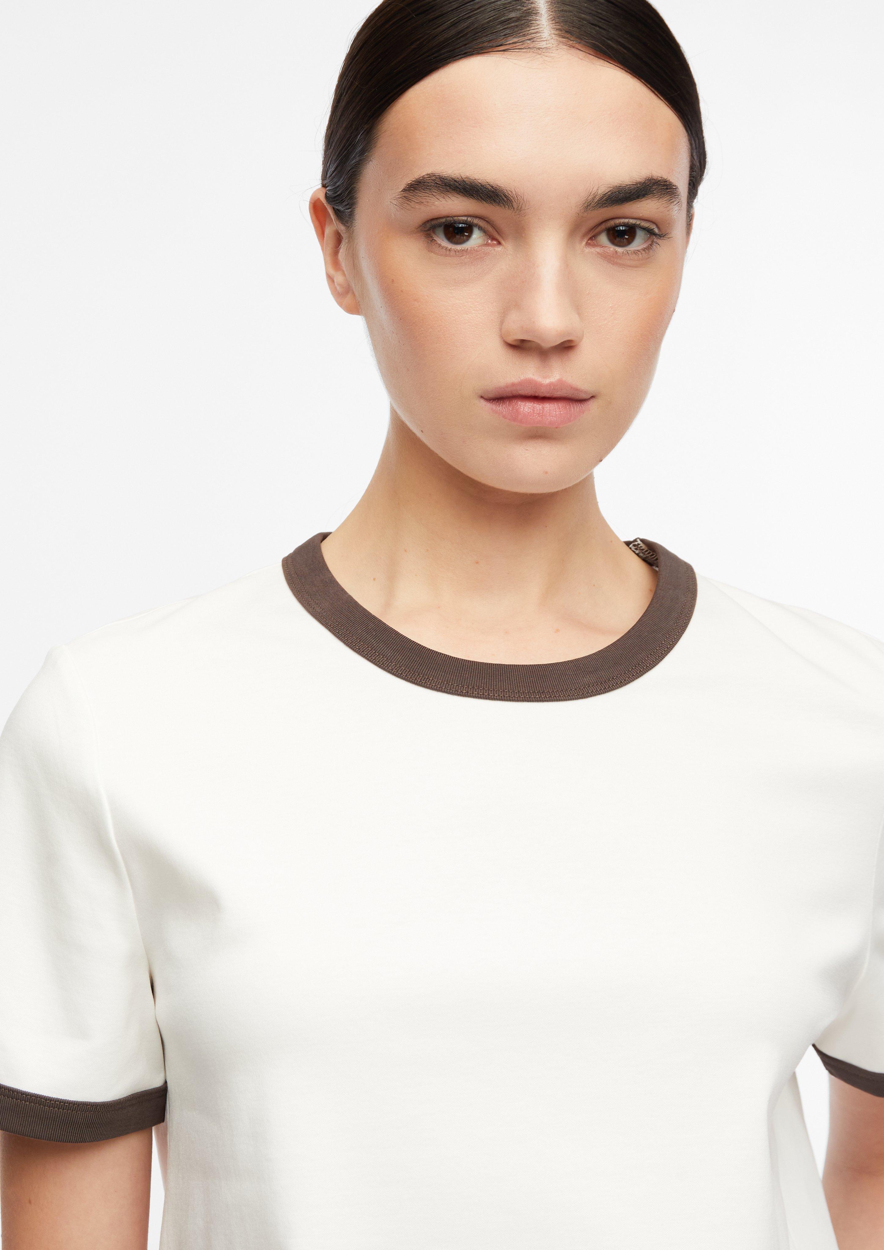 T-Shirt in weiß von COMMA