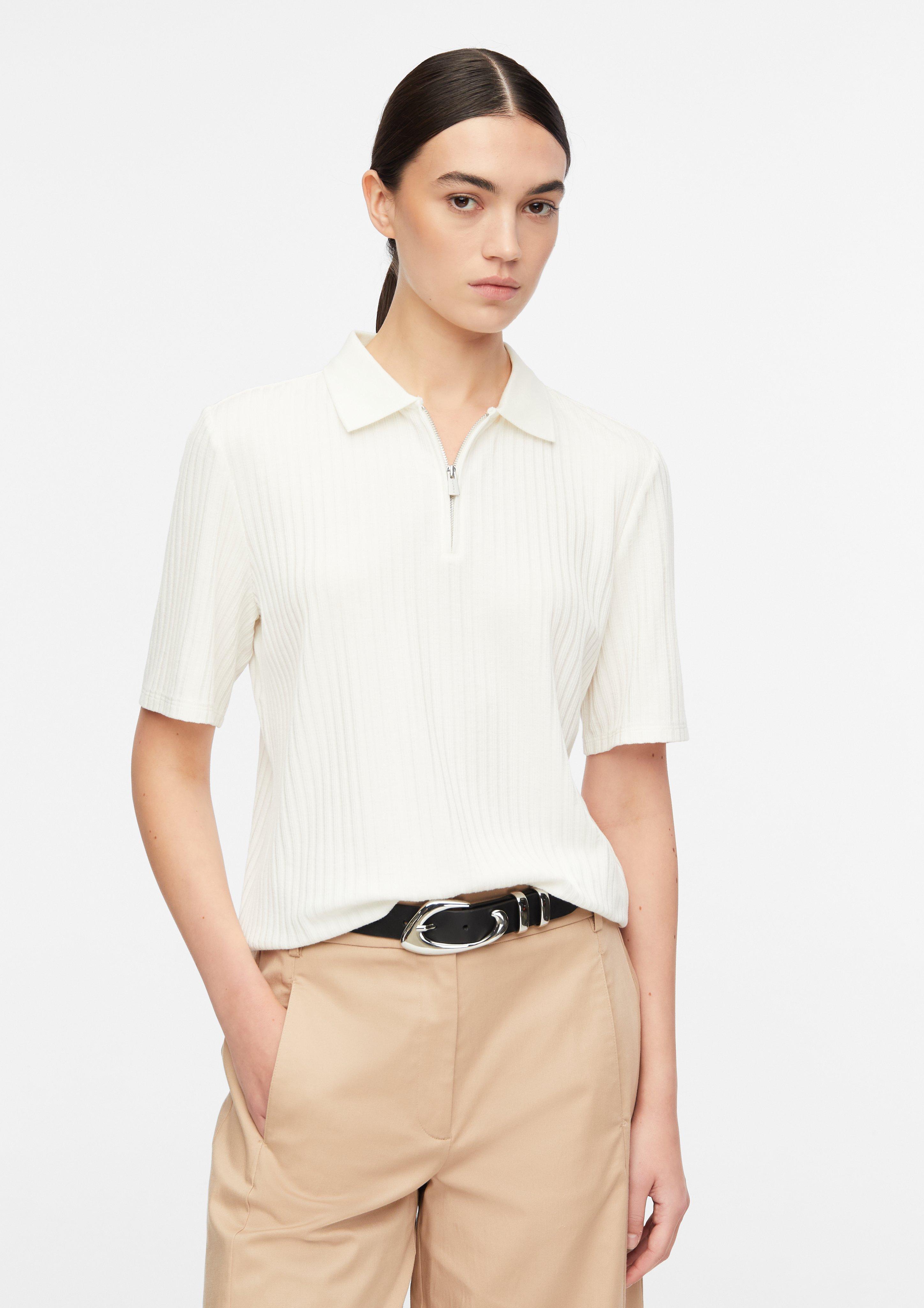 T-Shirt in white by COMMA