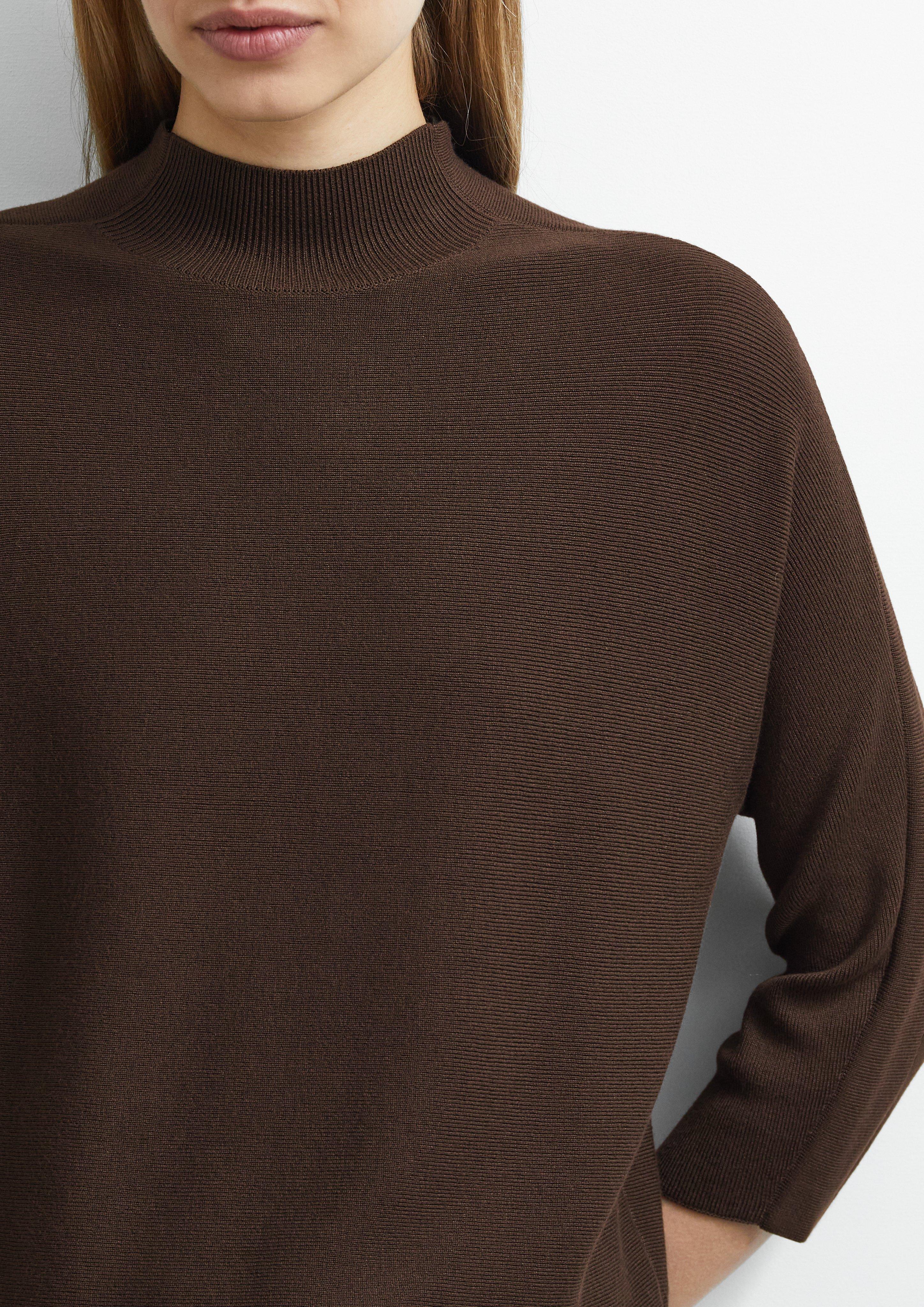 Feinstrickpullover aus Viskosemix mit Stehkragen in braun von COMMA