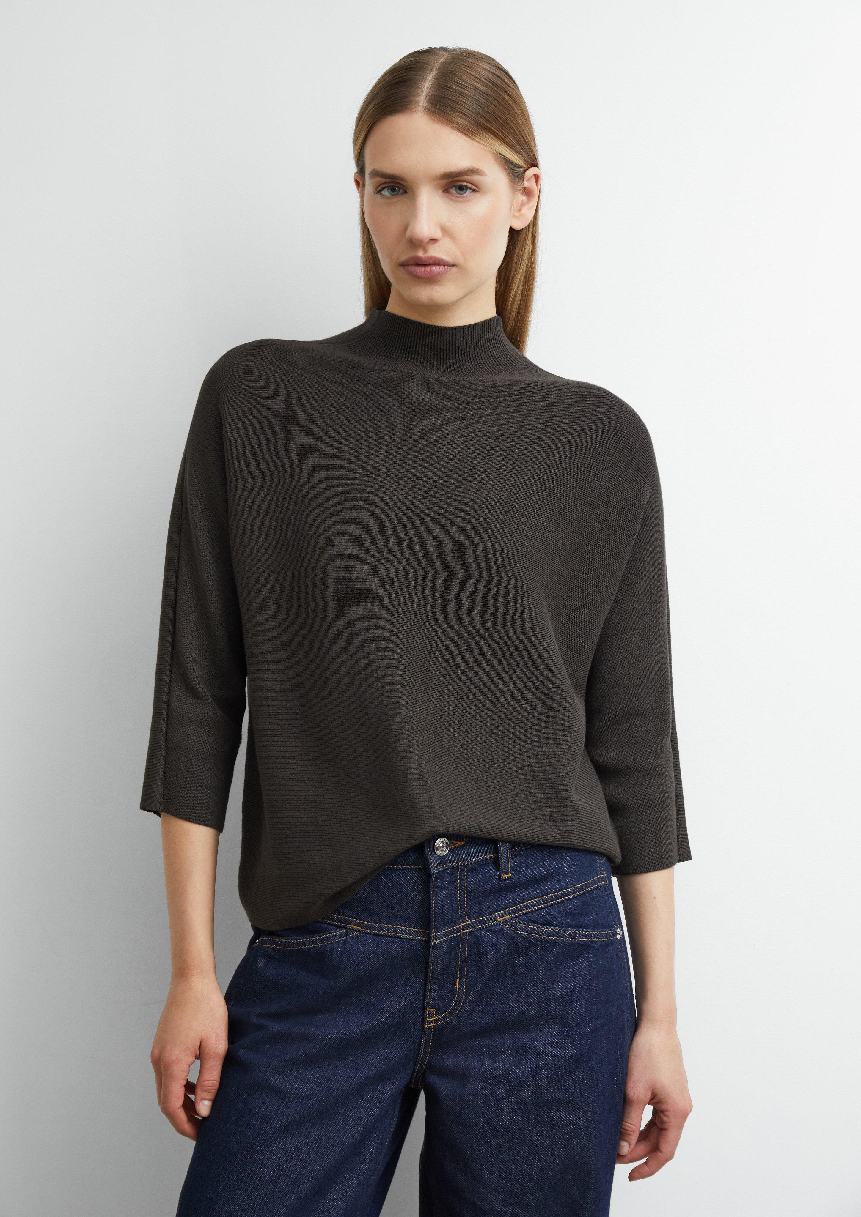 Feinstrickpullover aus Viskosemix mit Stehkragen in dunkelbraun von COMMA