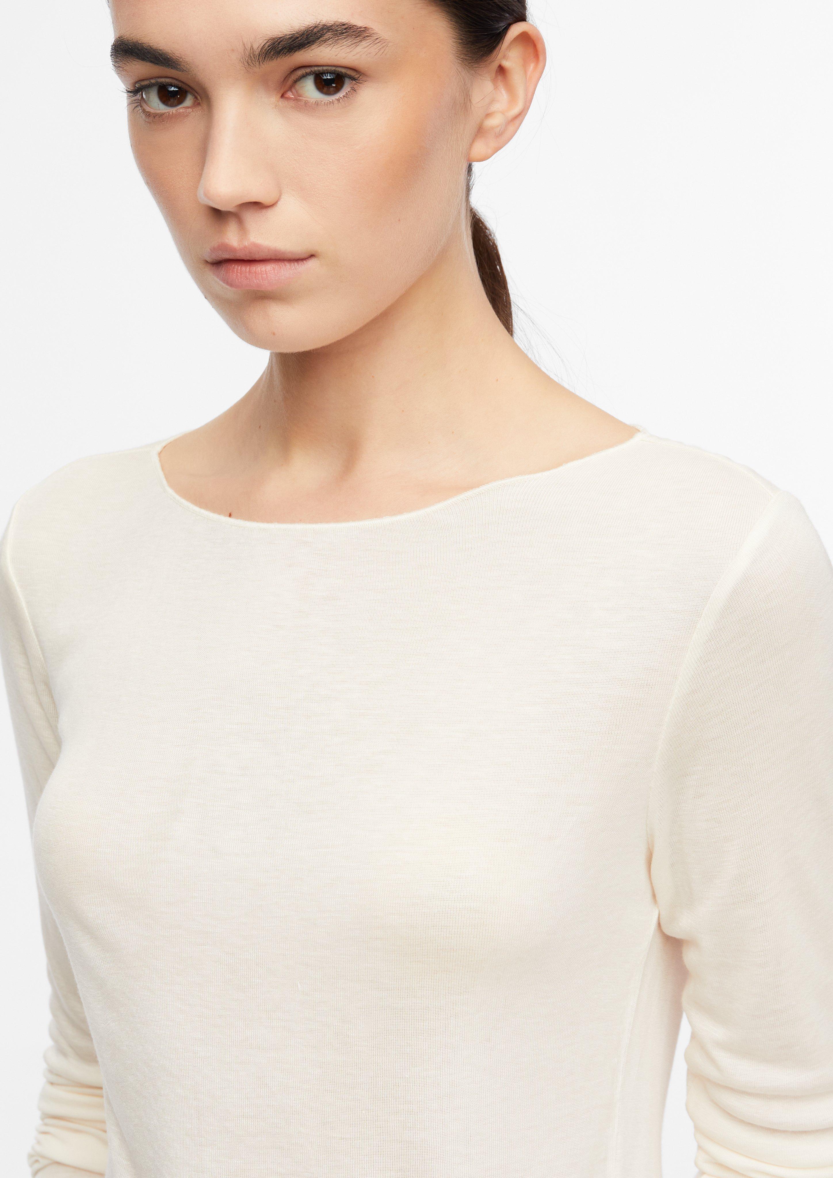 T-Shirt in creme von COMMA
